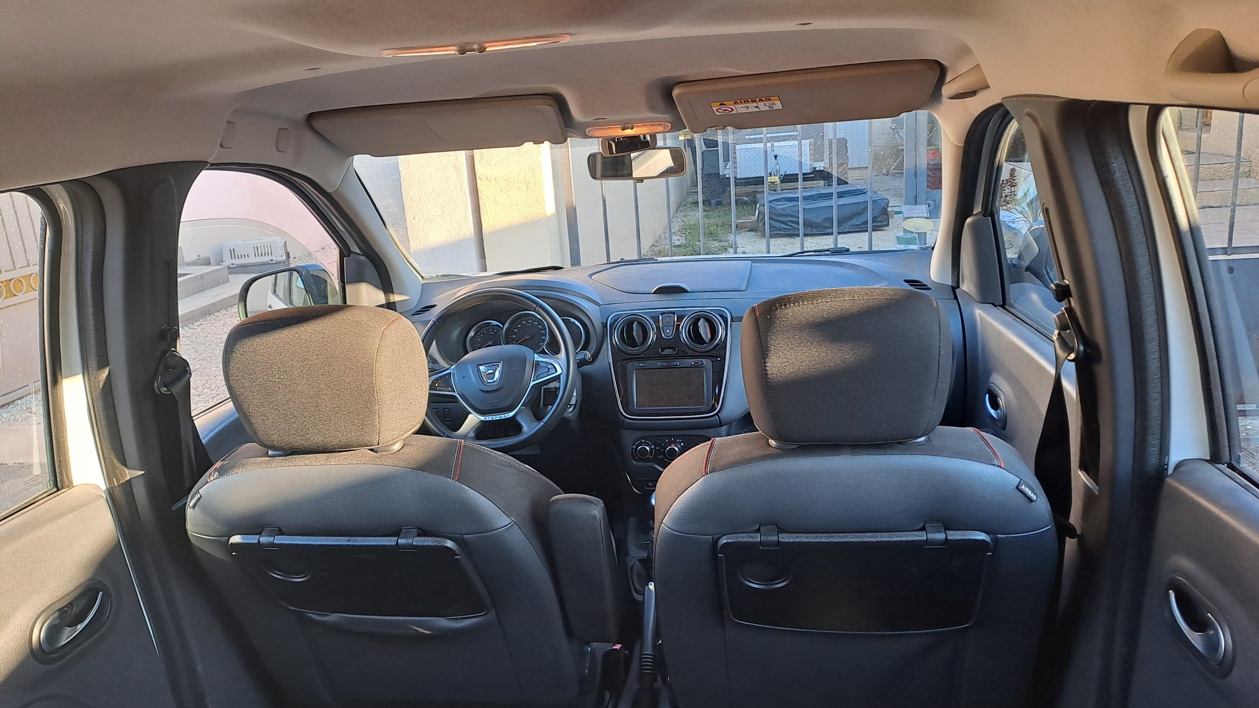 Dacia Lodgy Finition Techroad avec GPS