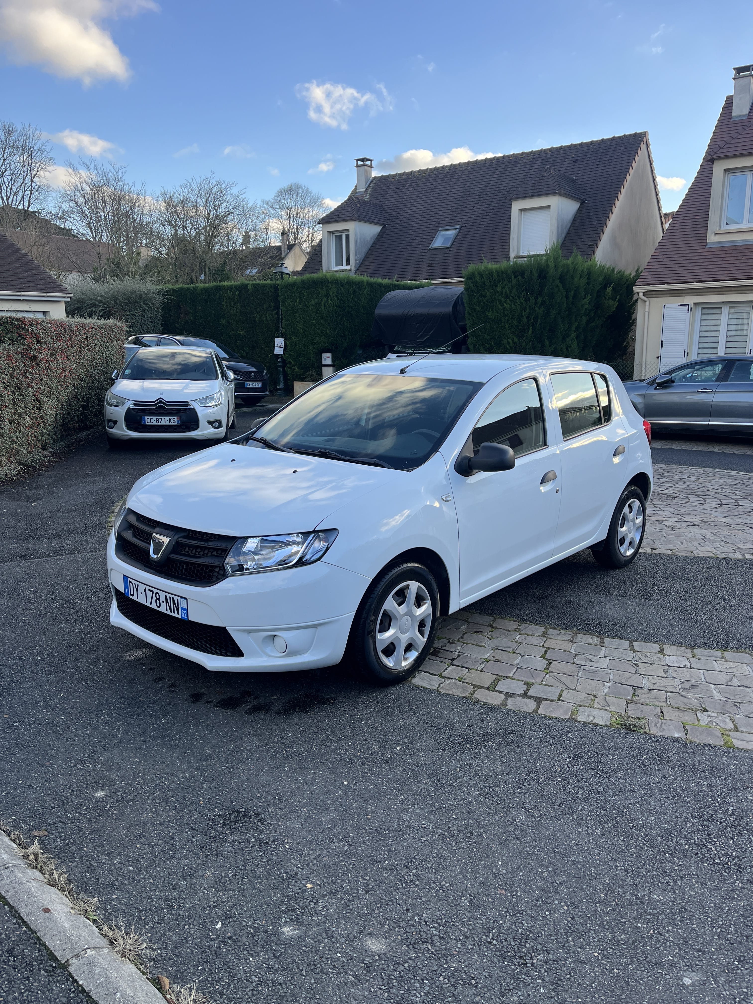 Dacia Sandero, 2015, Essence 98