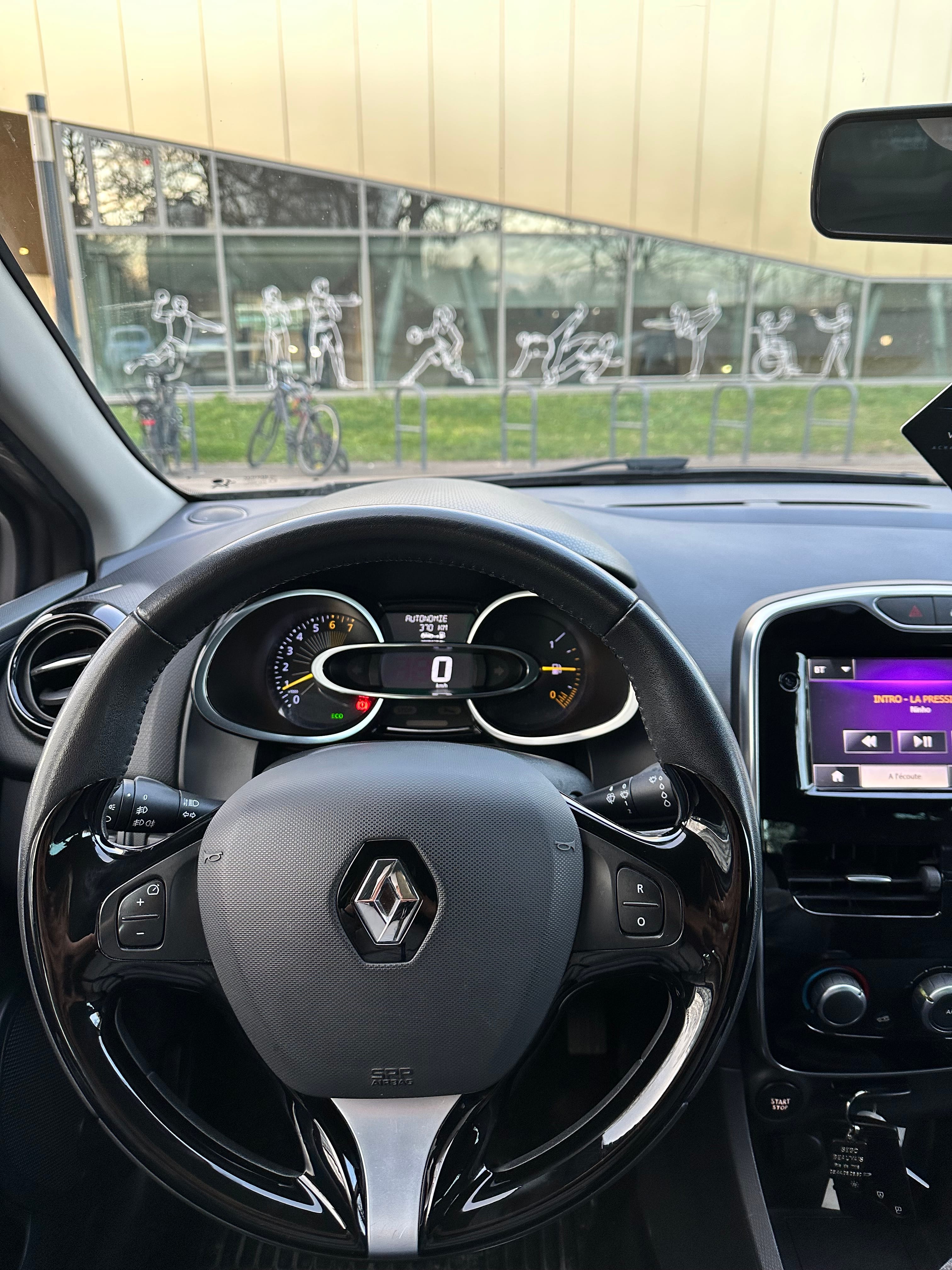Renault Clio IV LIMITED 90CV ÉCO avec Android Auto