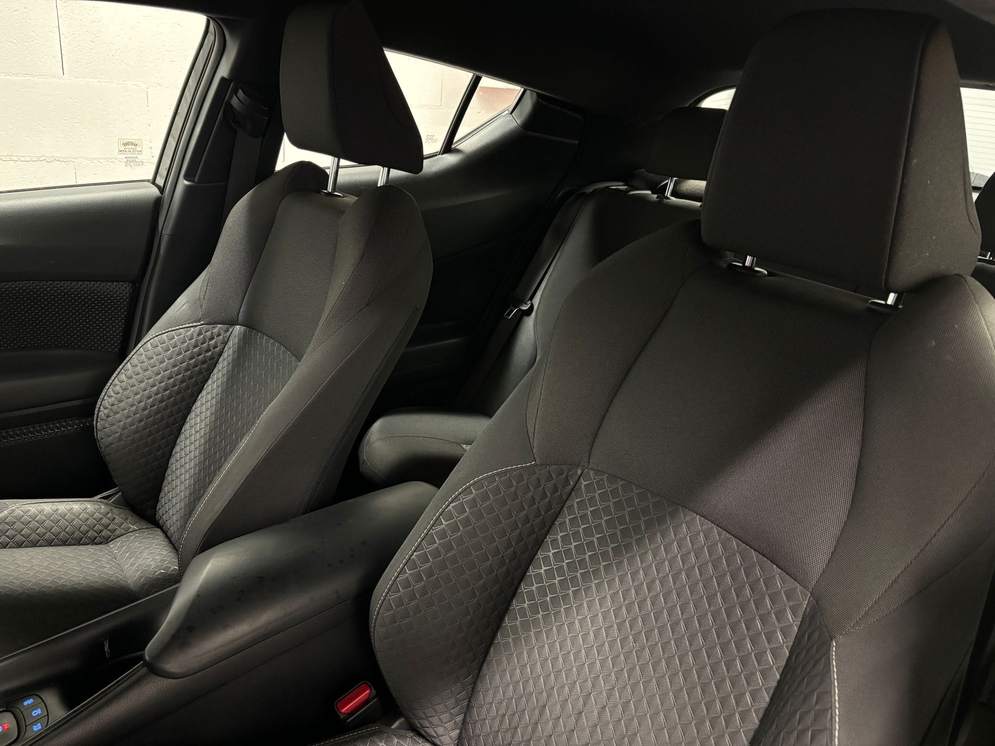 Toyota C-HR Hybrid avec Audio Bluetooth