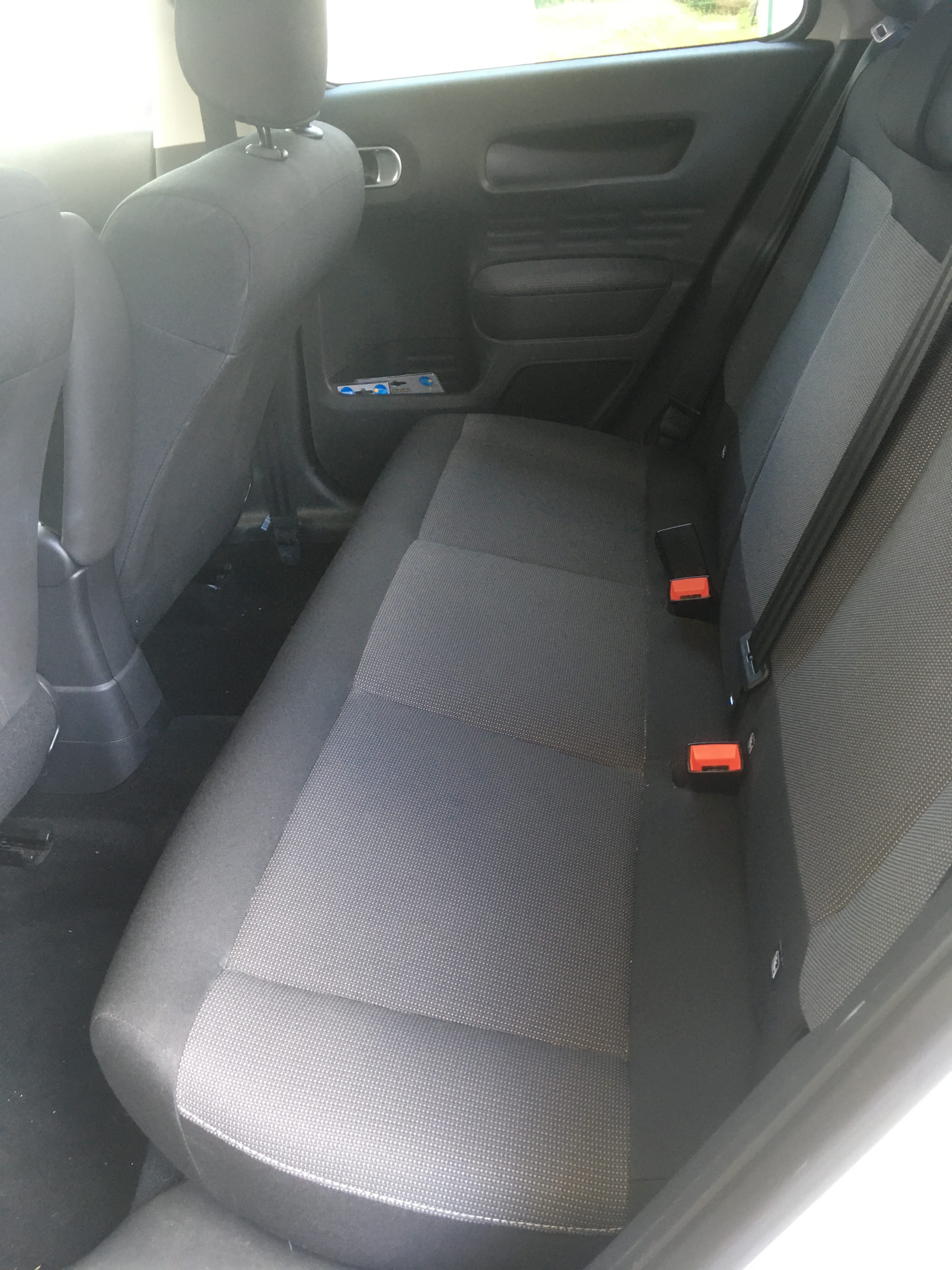 Citroen C4 Cactus Blue HDI 100 avec Audio Bluetooth