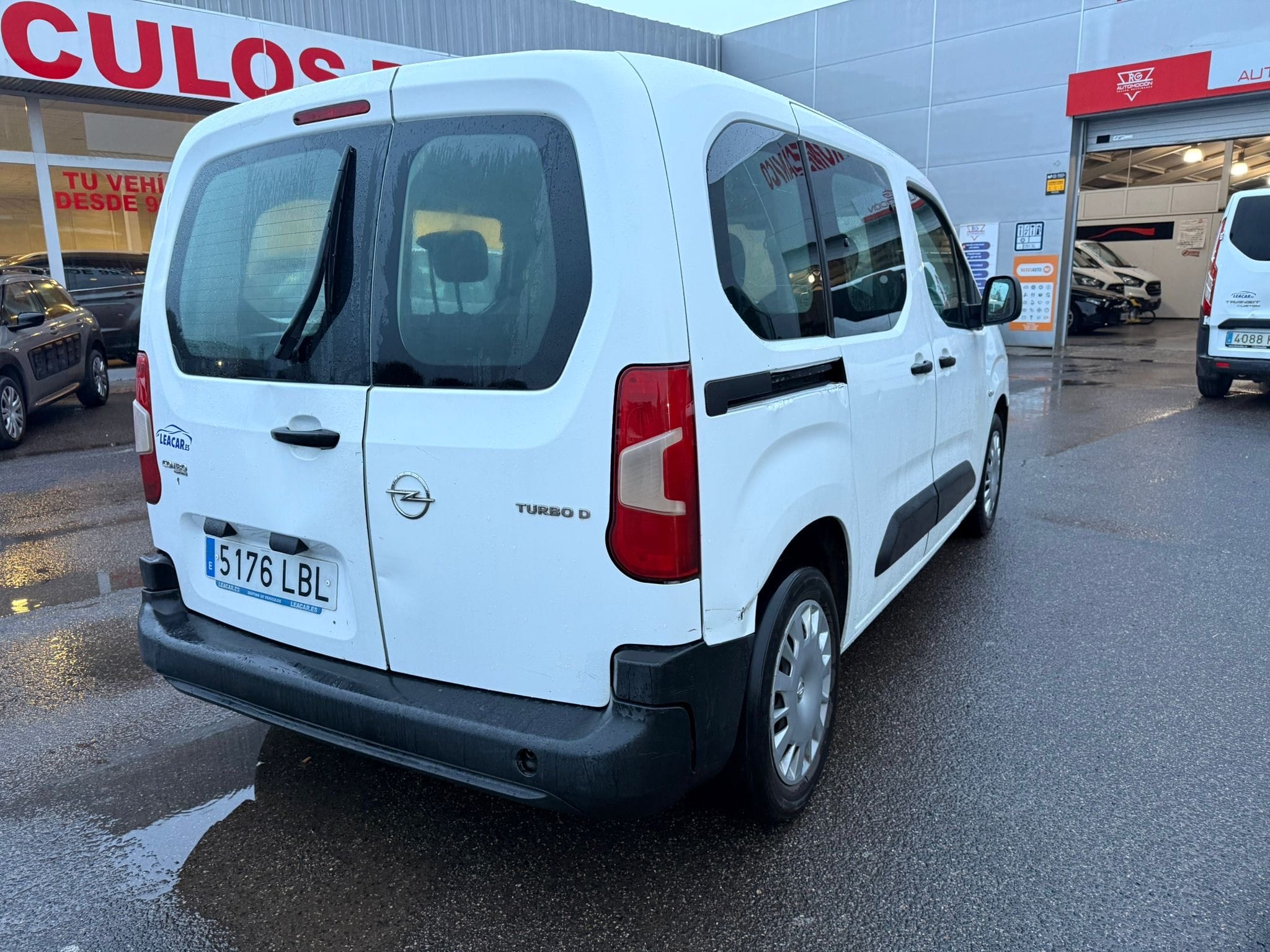 Opel Combo Life con Entrada de Audio/iPod
