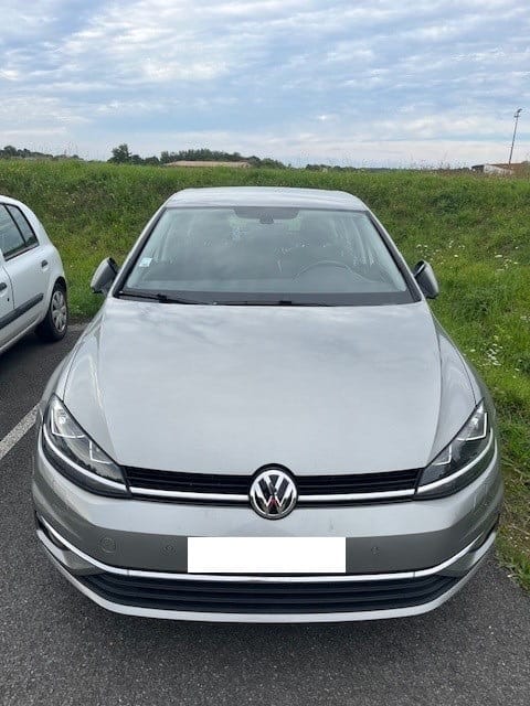 Volkswagen Golf avec GPS