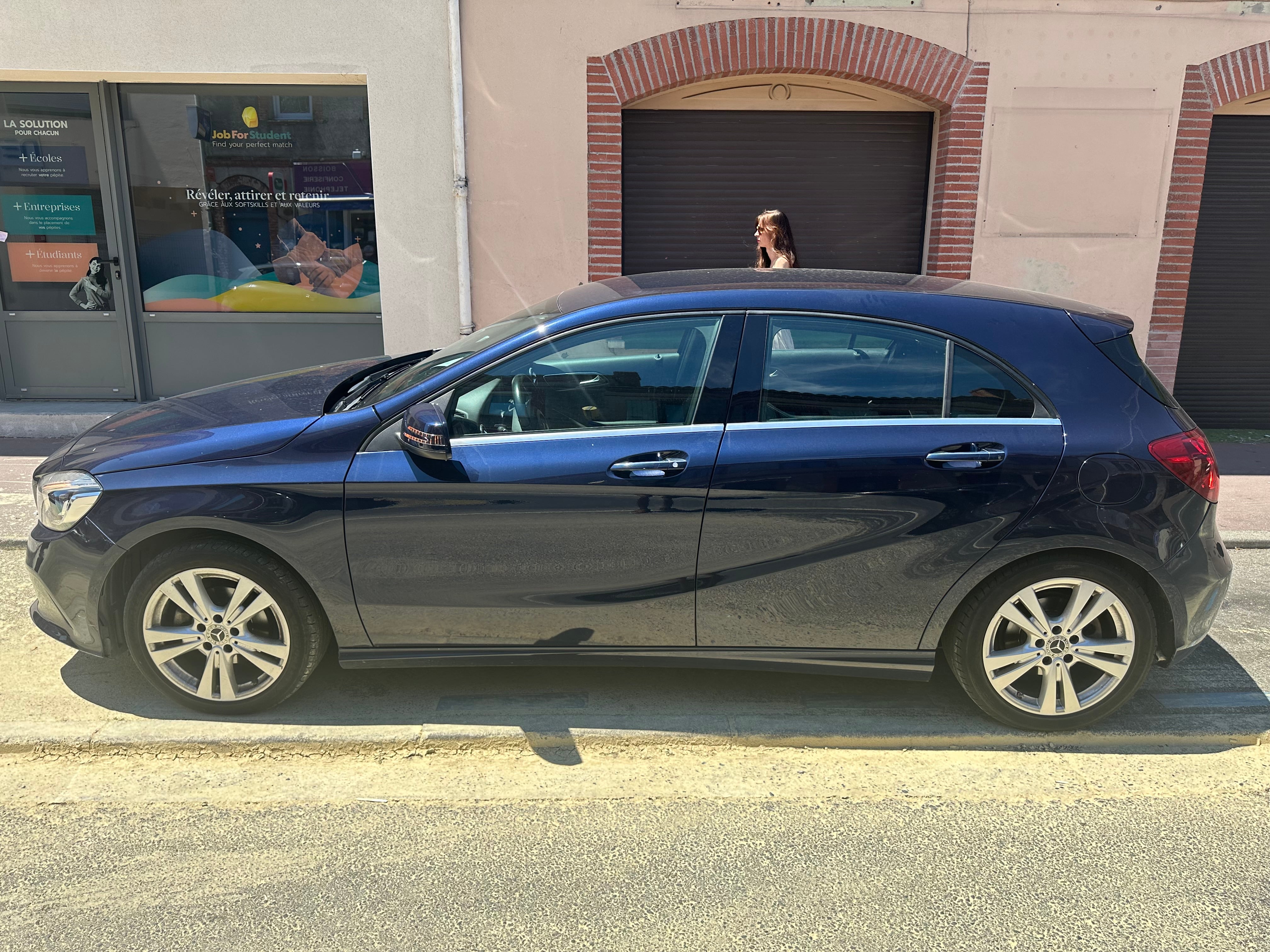 Mercedes-Benz Classe A avec Climatisation