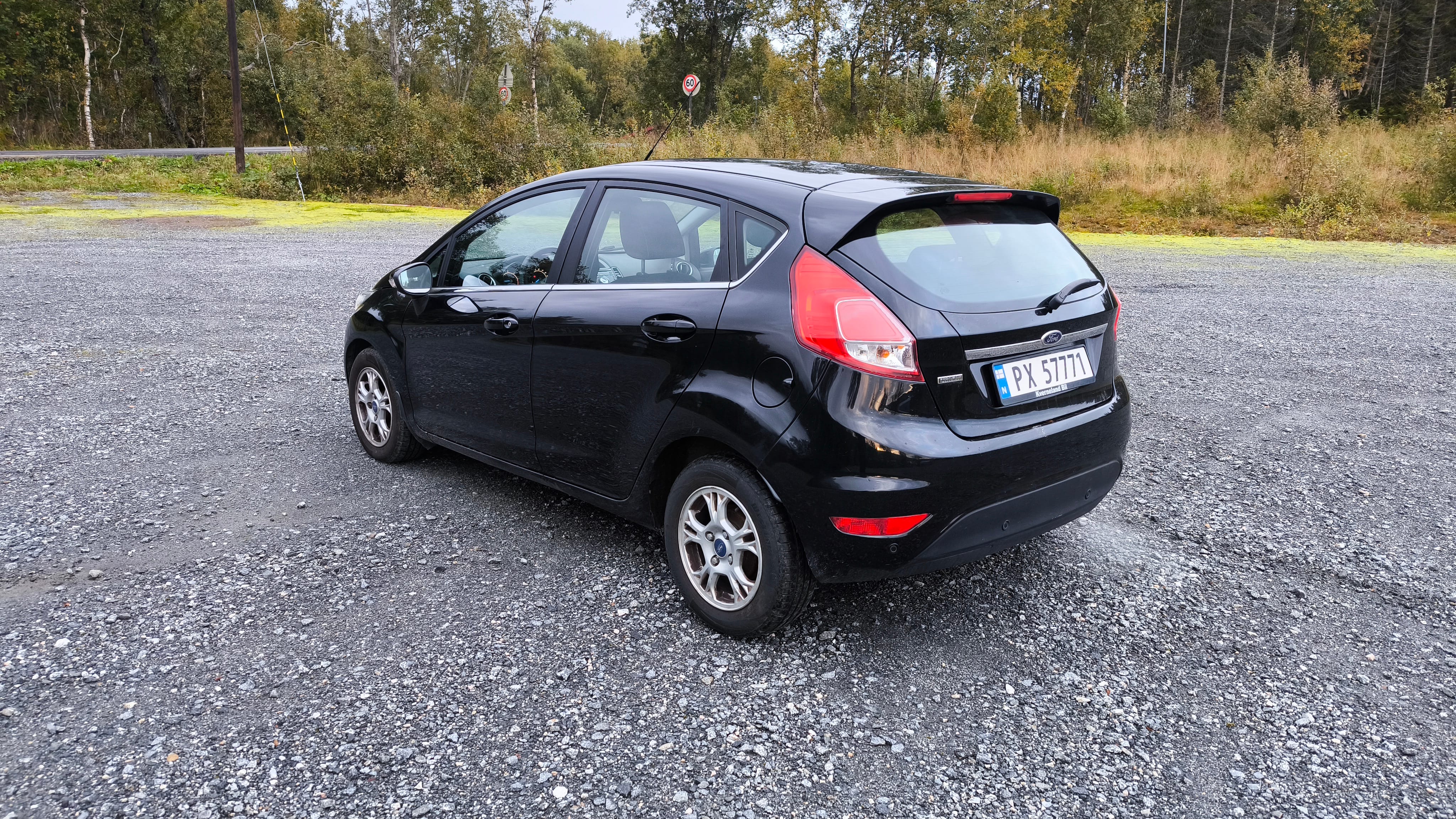 Ford Fiesta 1.6 HDI med Bluetooth audio