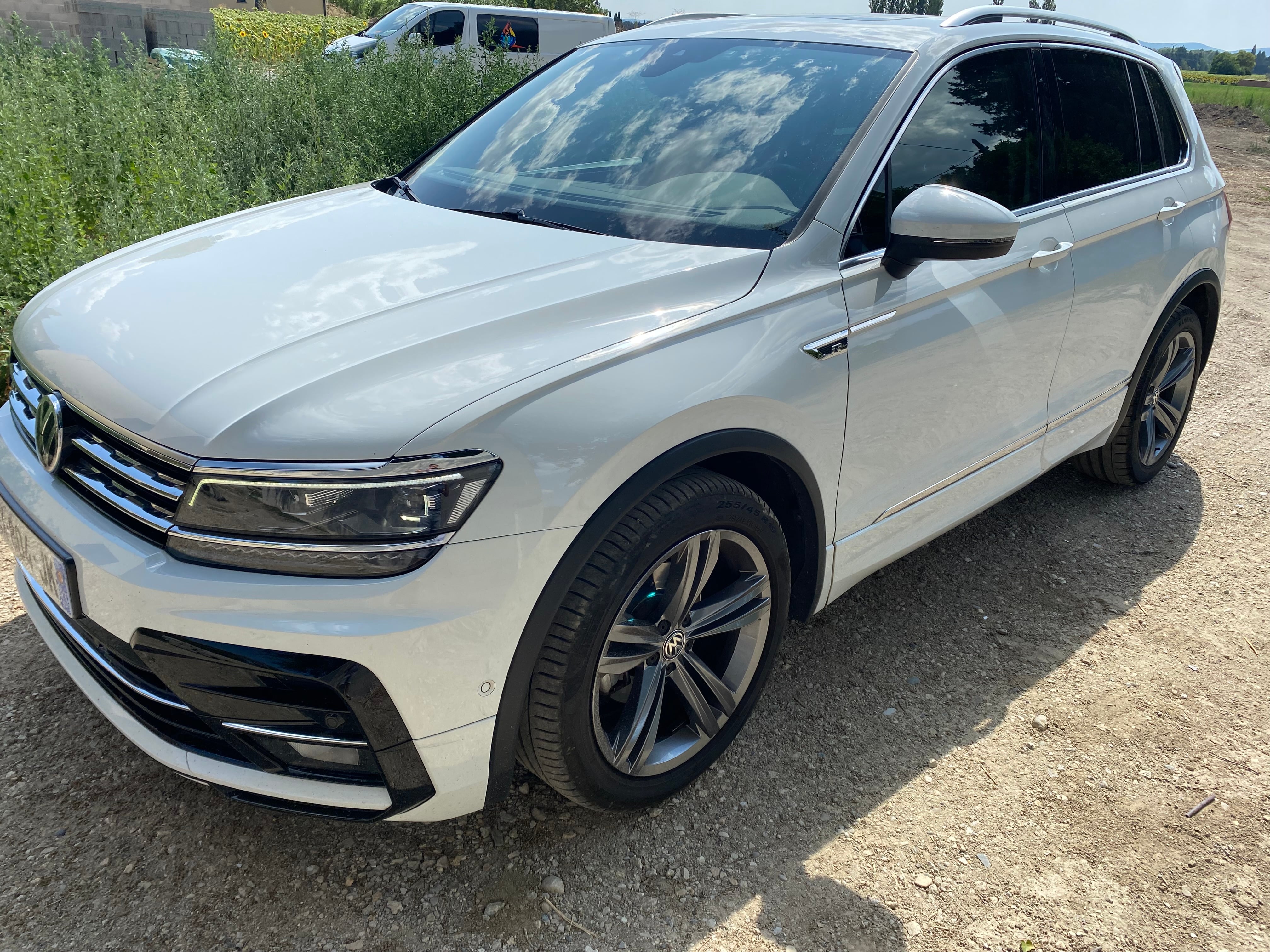 Volkswagen Tiguan avec GPS