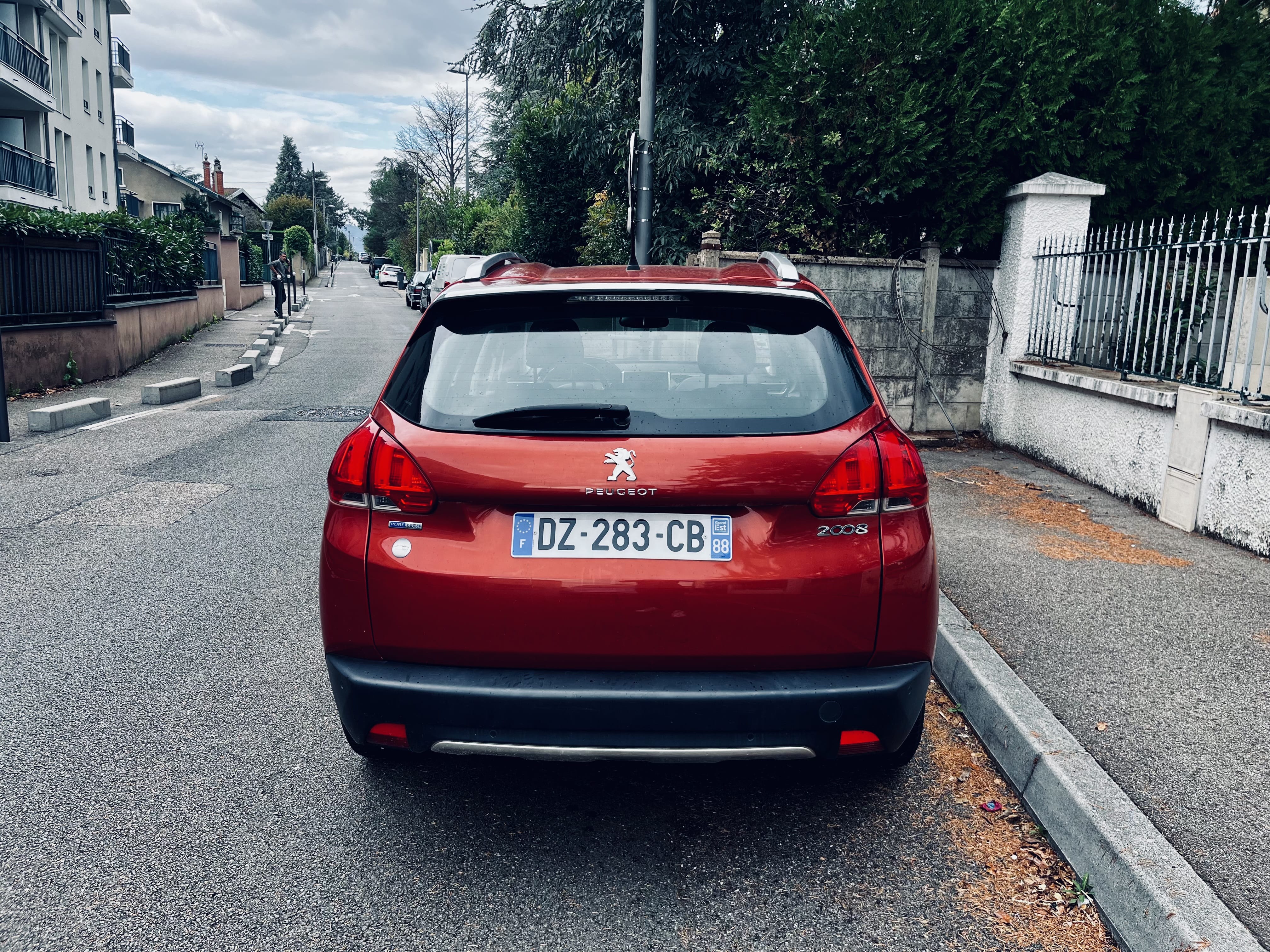 Peugeot 2008 avec GPS