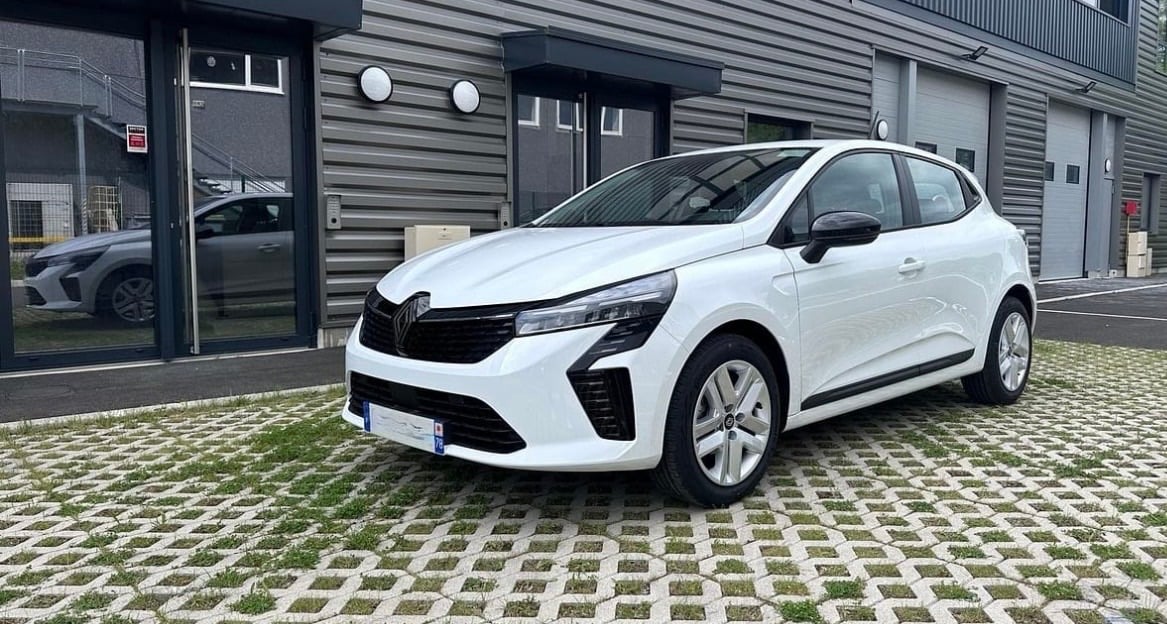 Renault Clio, 2025, Essence 95