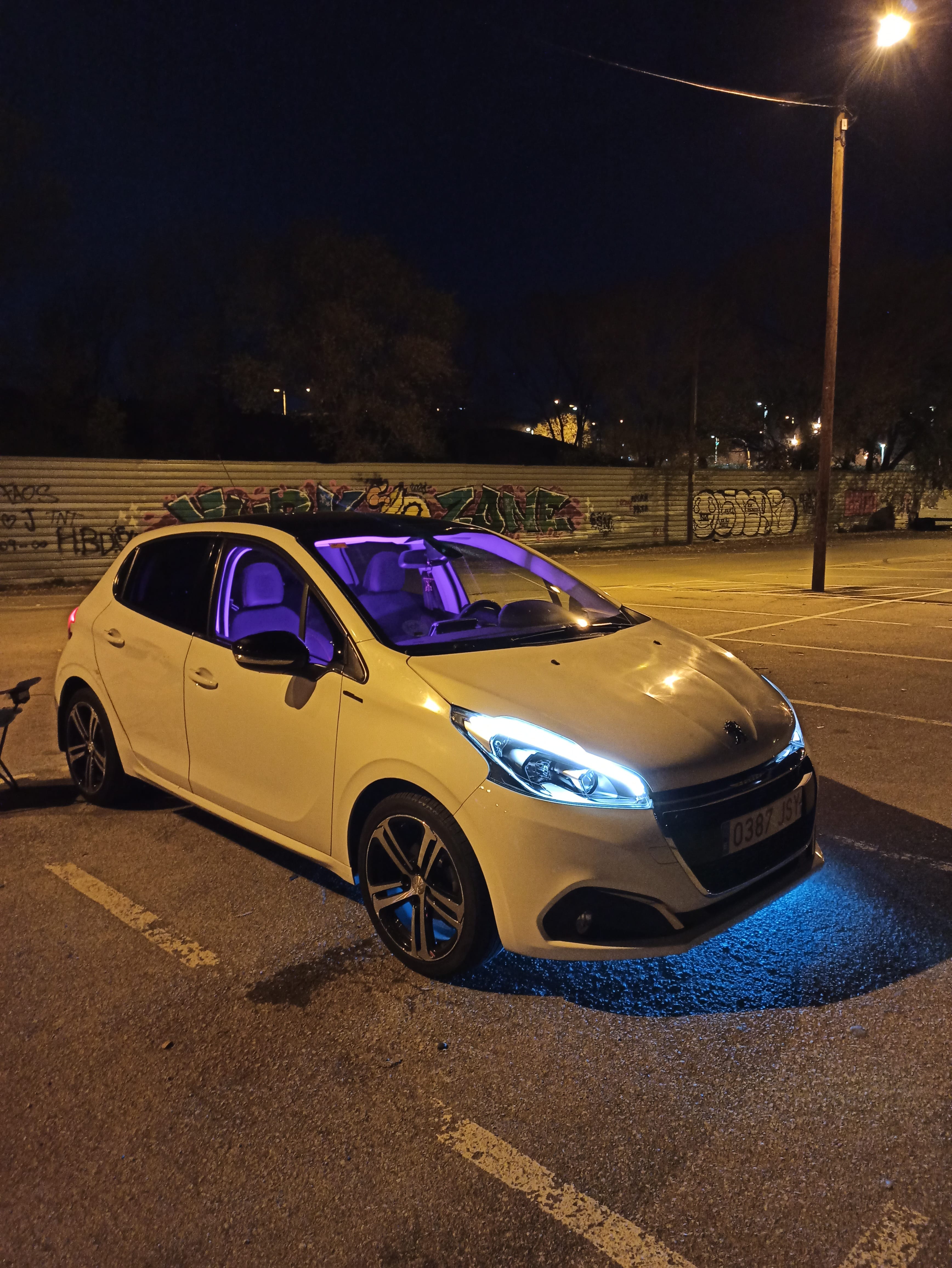 Peugeot 208 GTI 1.2 GT Line con Apple CarPlay