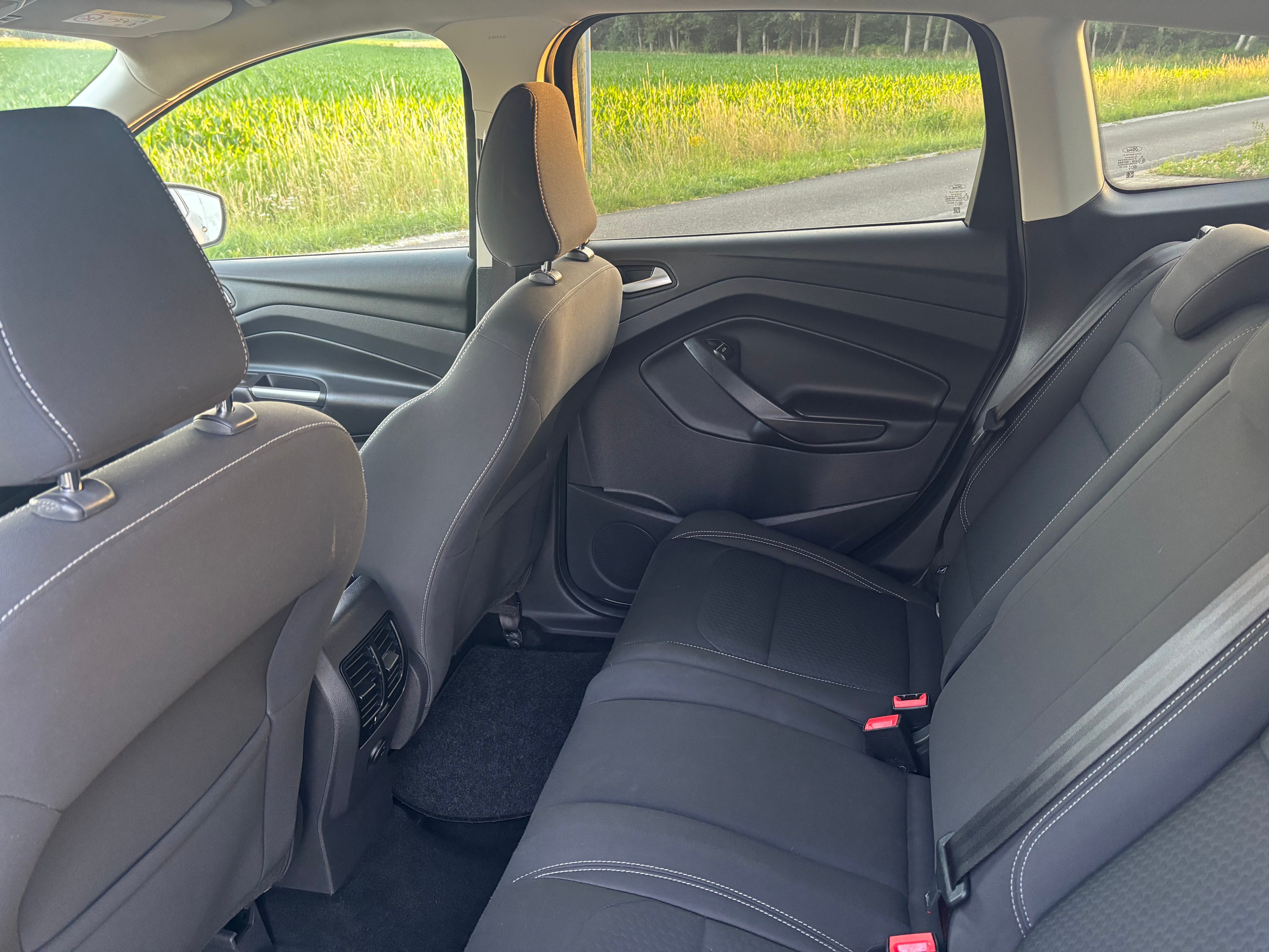 Ford Kuga mit USB-Ladeanschlüsse