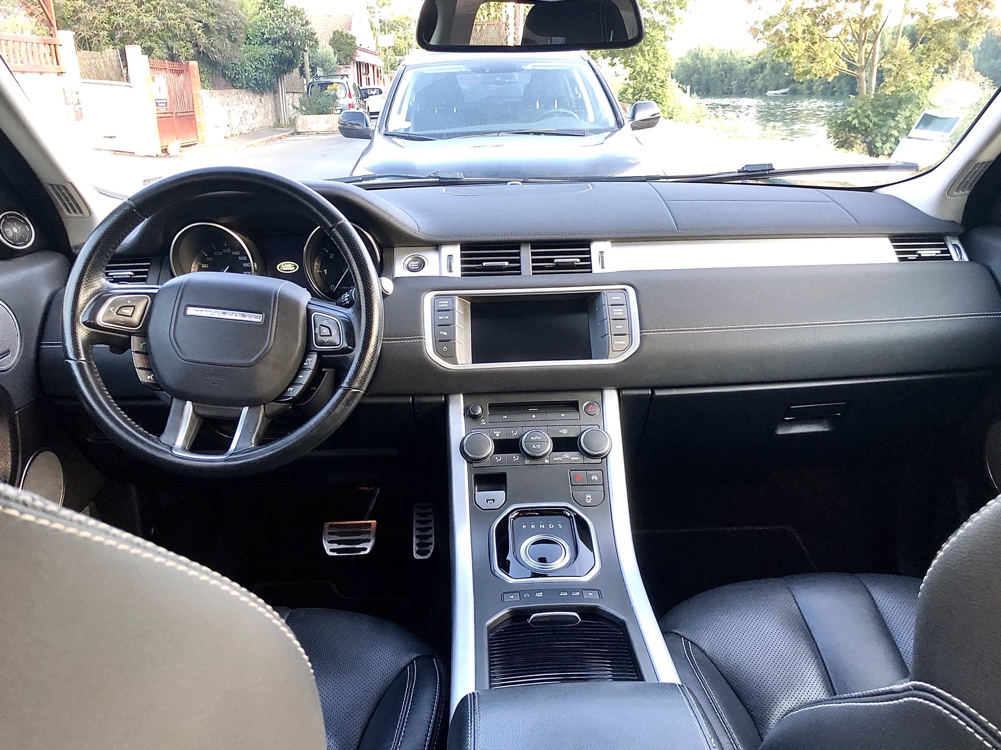 Land-Rover Range Rover Evoque 2.2 td4 avec Régulateur de vitesse