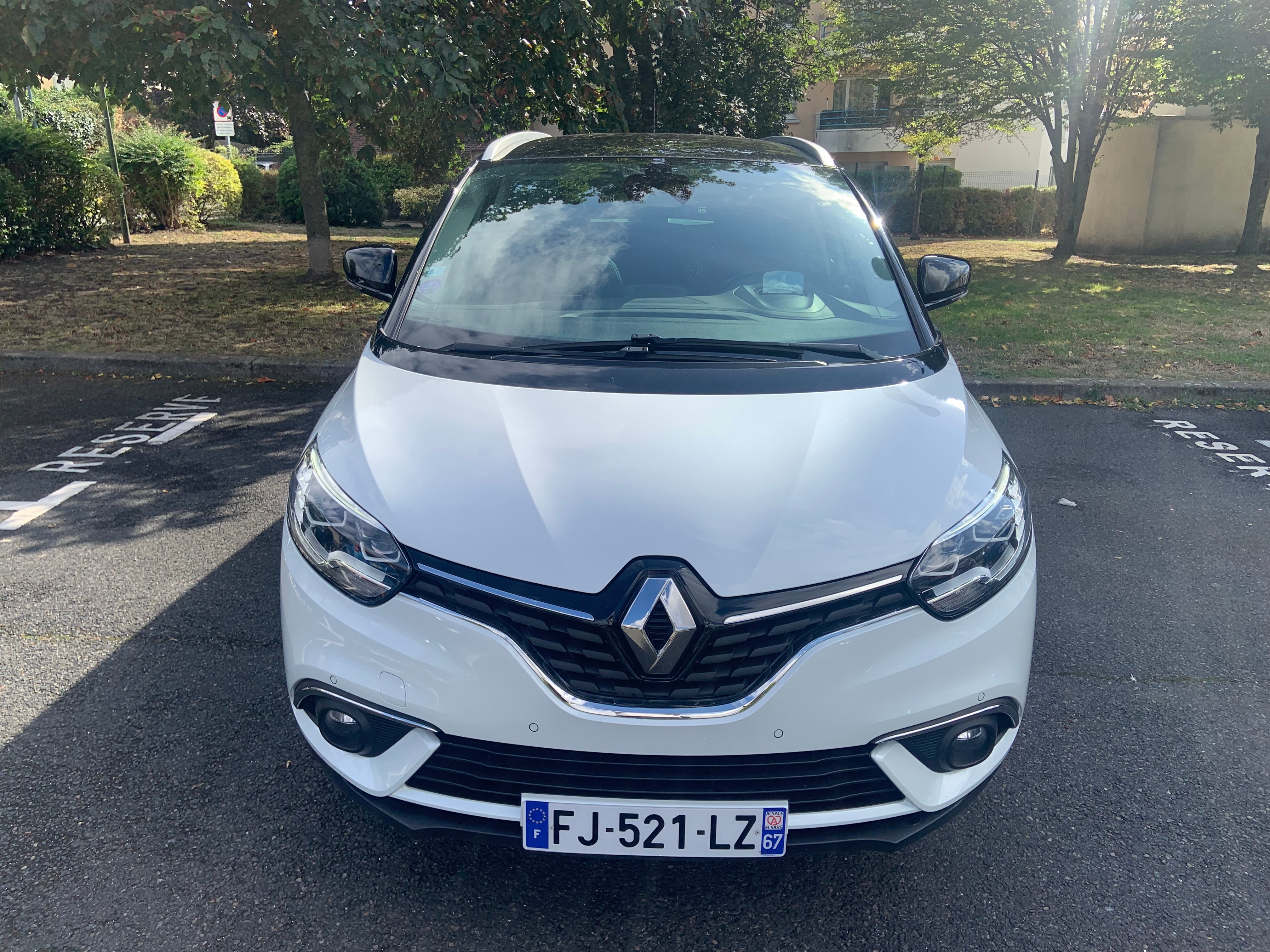 Renault Grand Scenic avec Régulateur de vitesse
