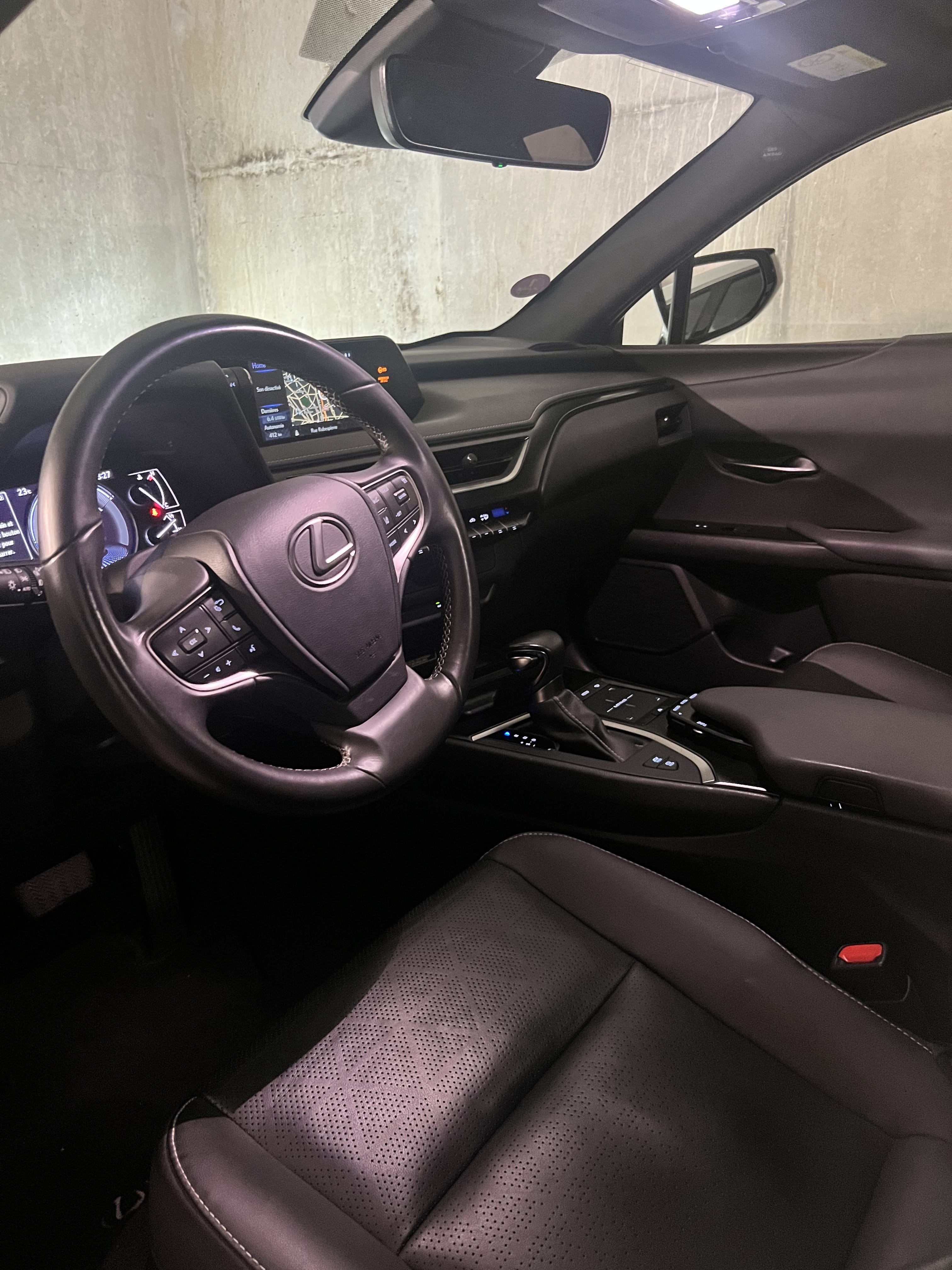 Lexus UX 250h avec Régulateur de vitesse