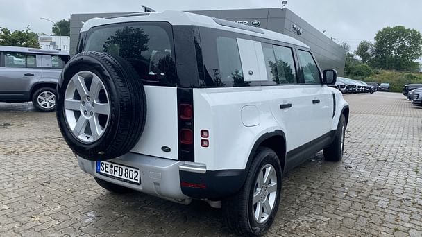 Land-Rover Defender 110 802 mit Tempomat