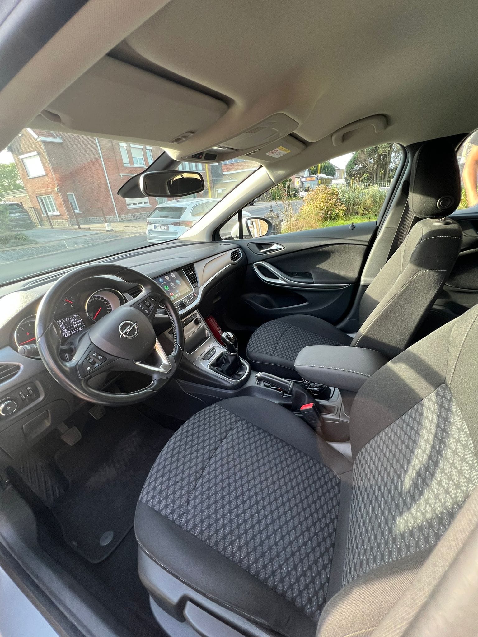 Opel Astra avec Audio Bluetooth