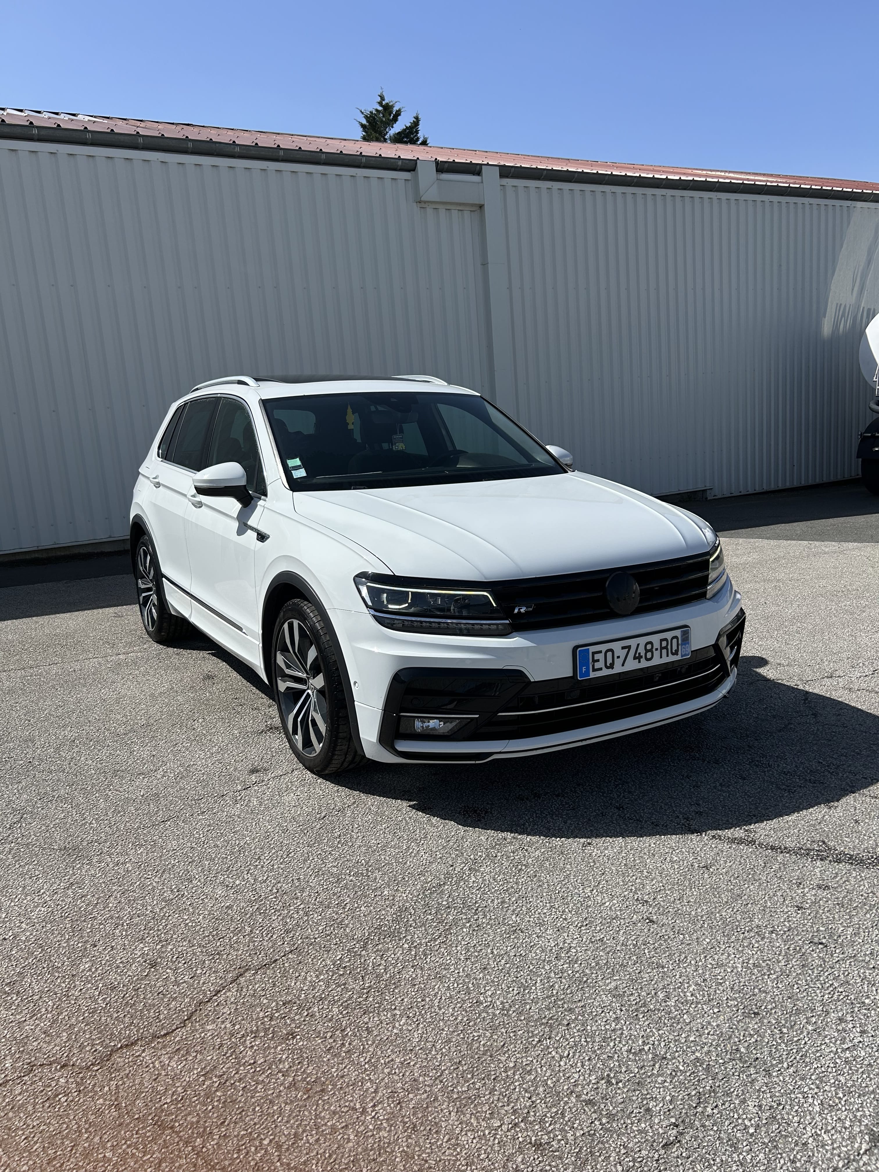 Volkswagen Tiguan SE R-LINE Black, 2017, Diesel, automatique