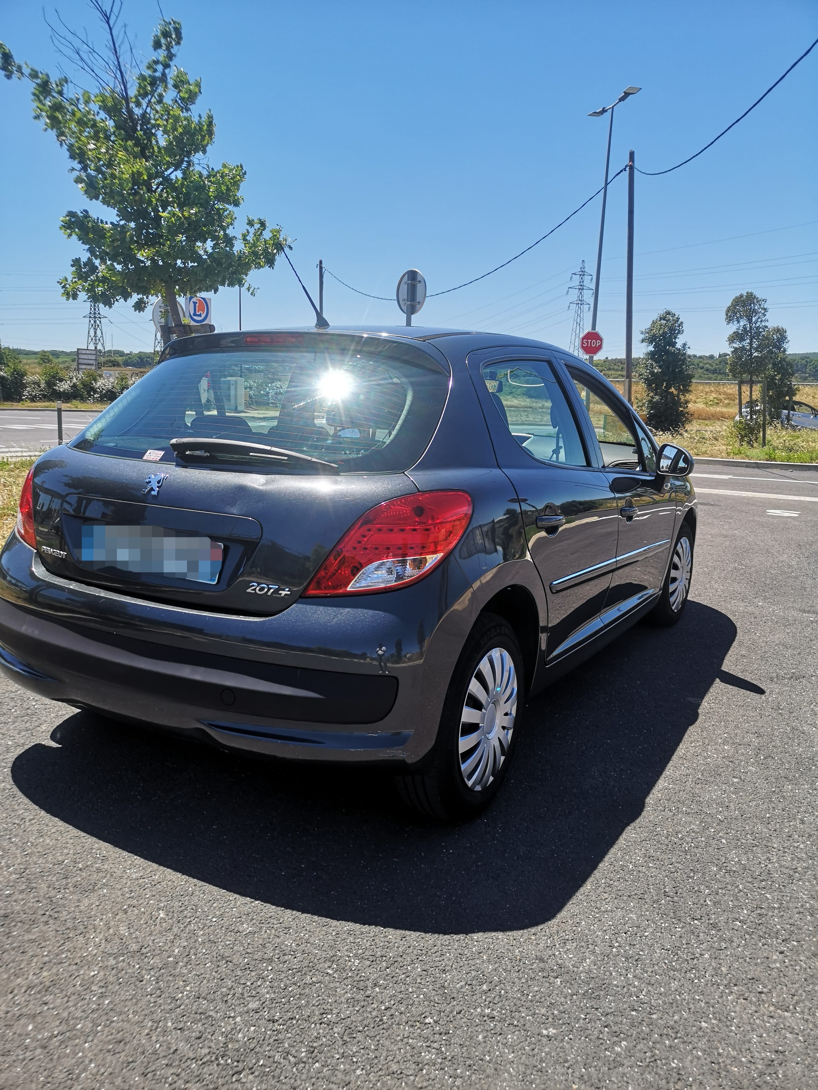 Peugeot 207+ avec Régulateur de vitesse