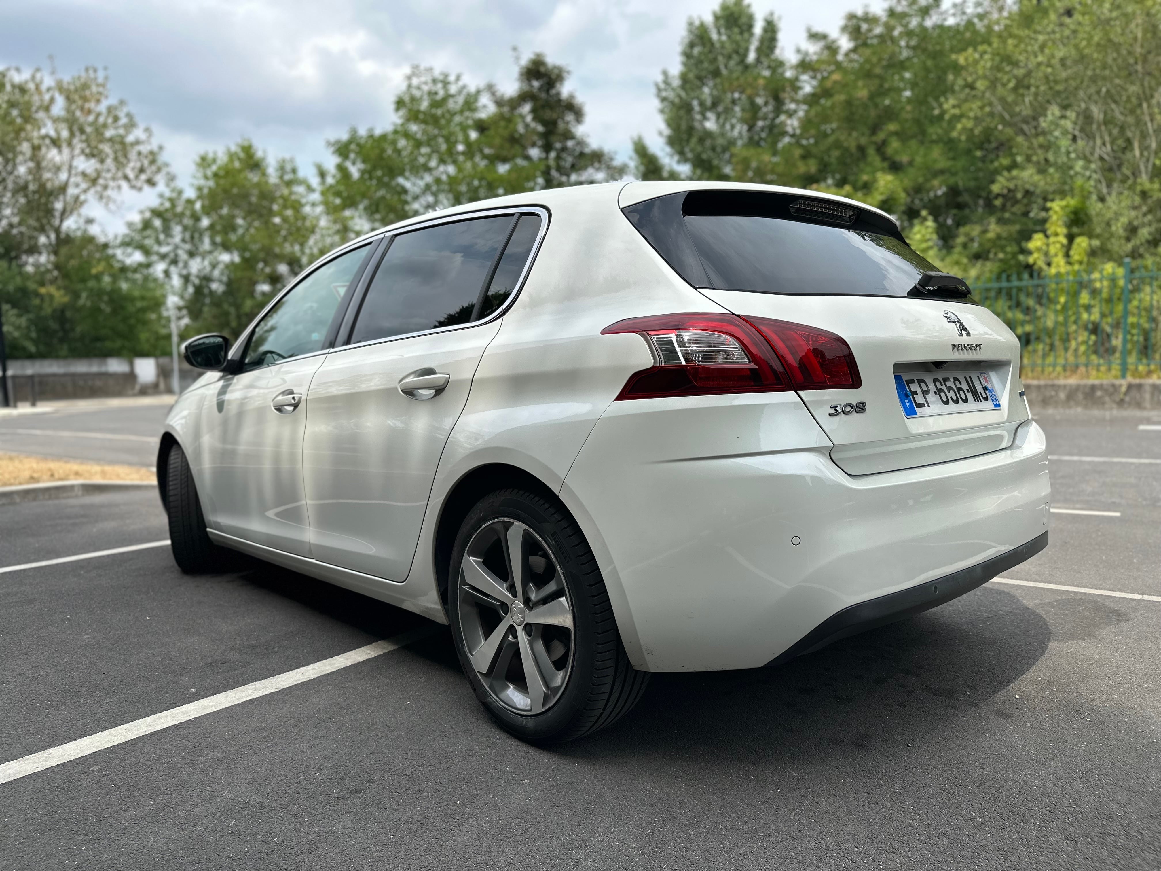 Peugeot 308 avec Caméra de recul