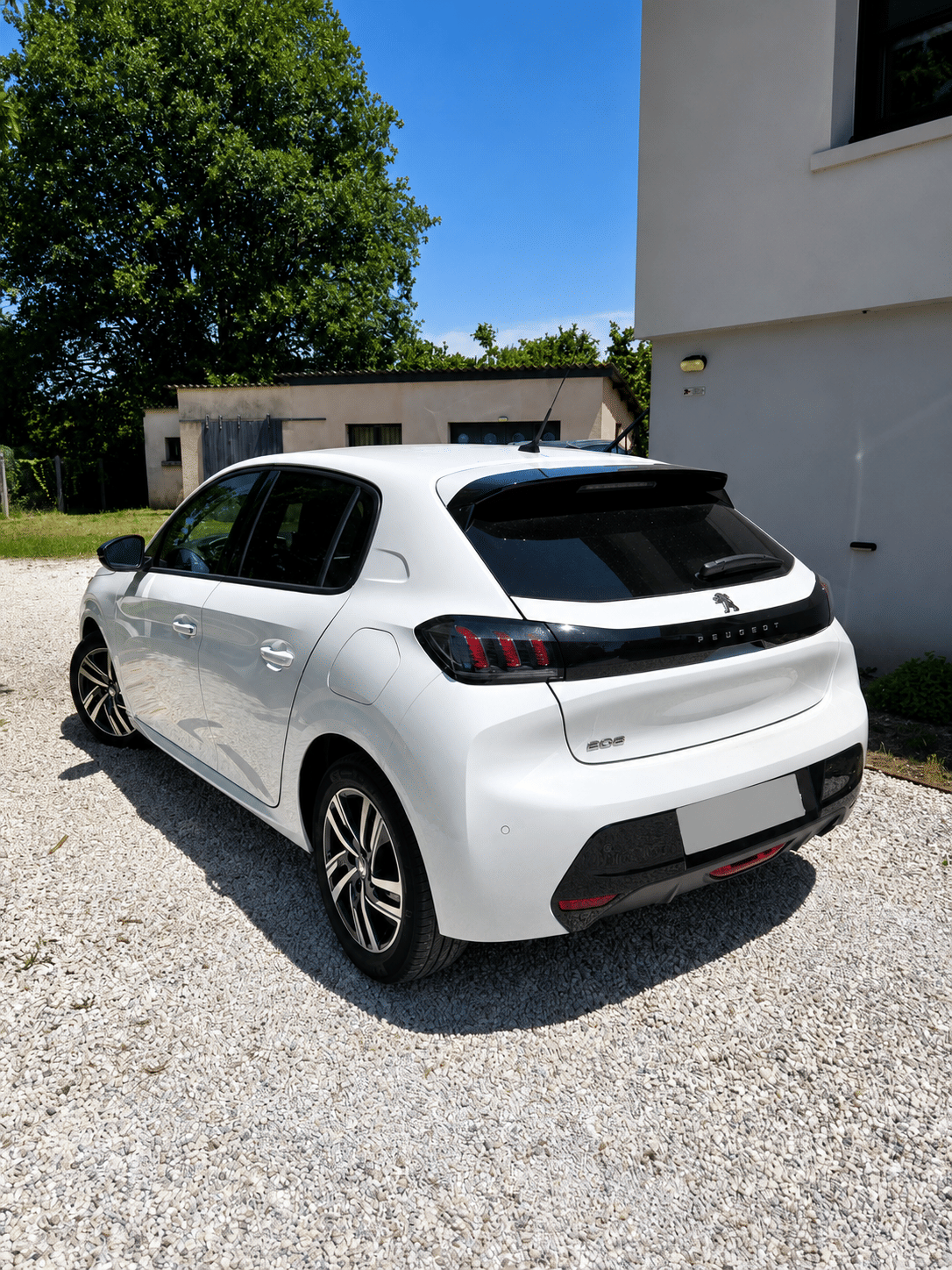 Peugeot 208 avec Climatisation