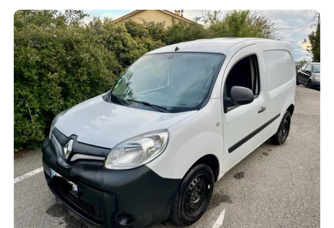 Renault Kangoo Express with Cruise control