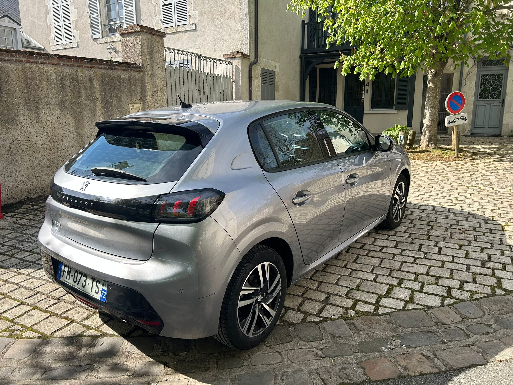 Peugeot 208 avec Régulateur de vitesse