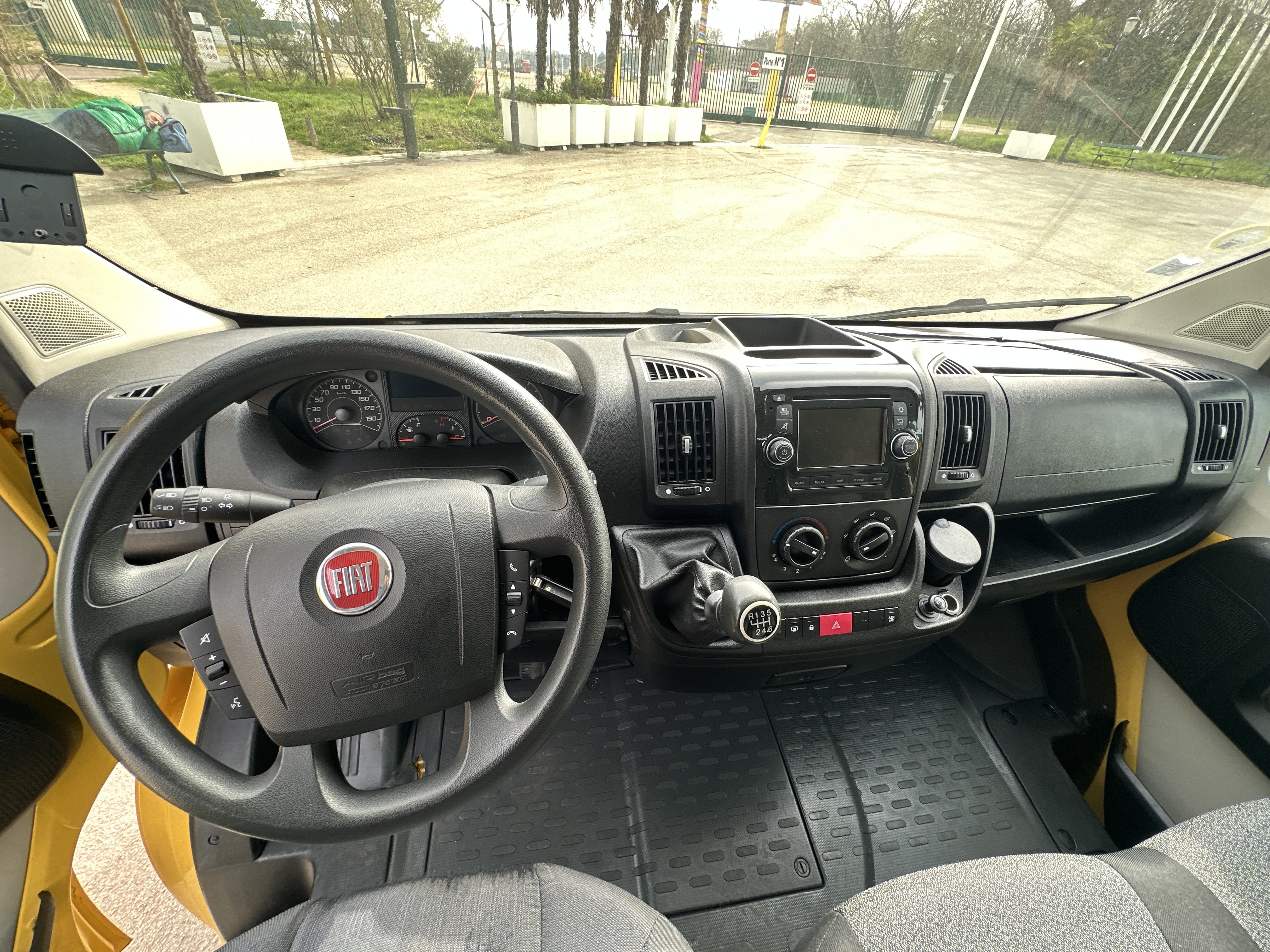 Fiat Ducato avec Entrée audio / iPod