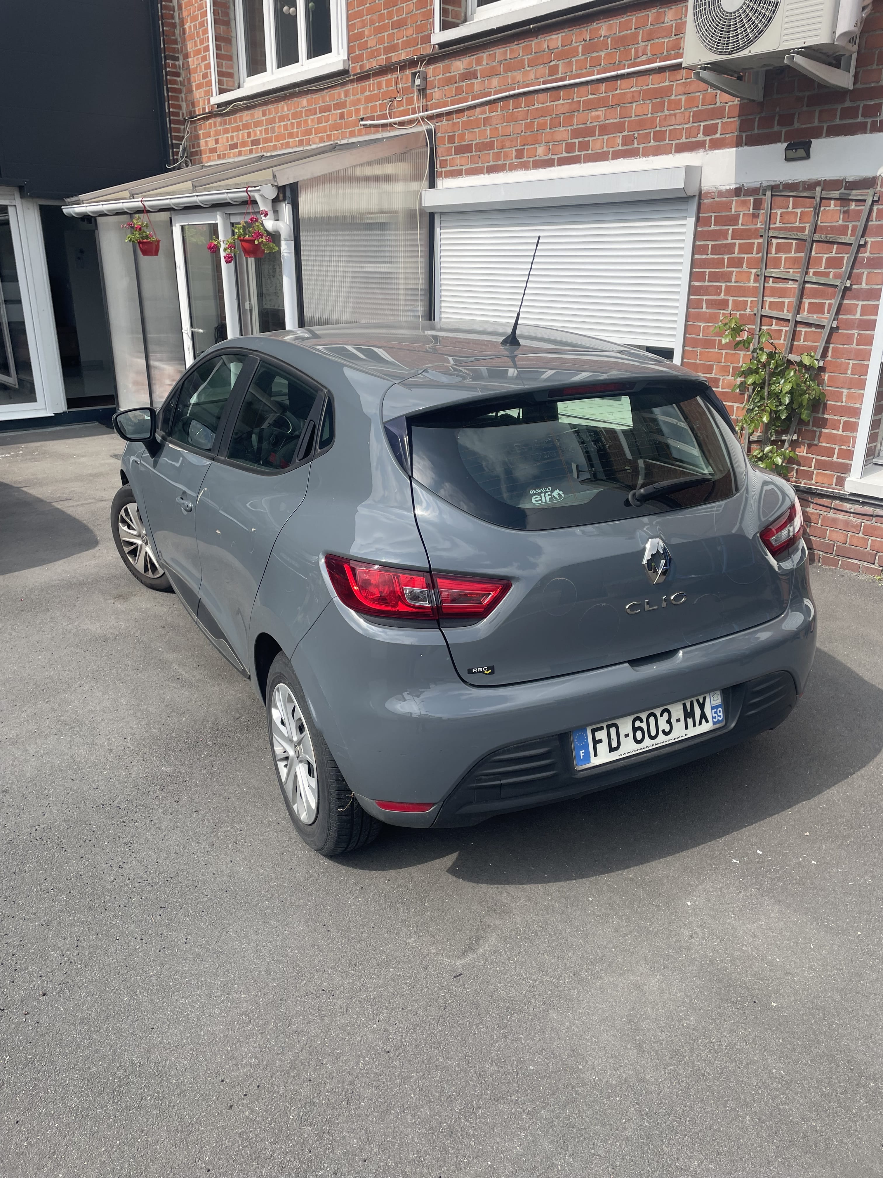 Renault Clio avec Climatisation
