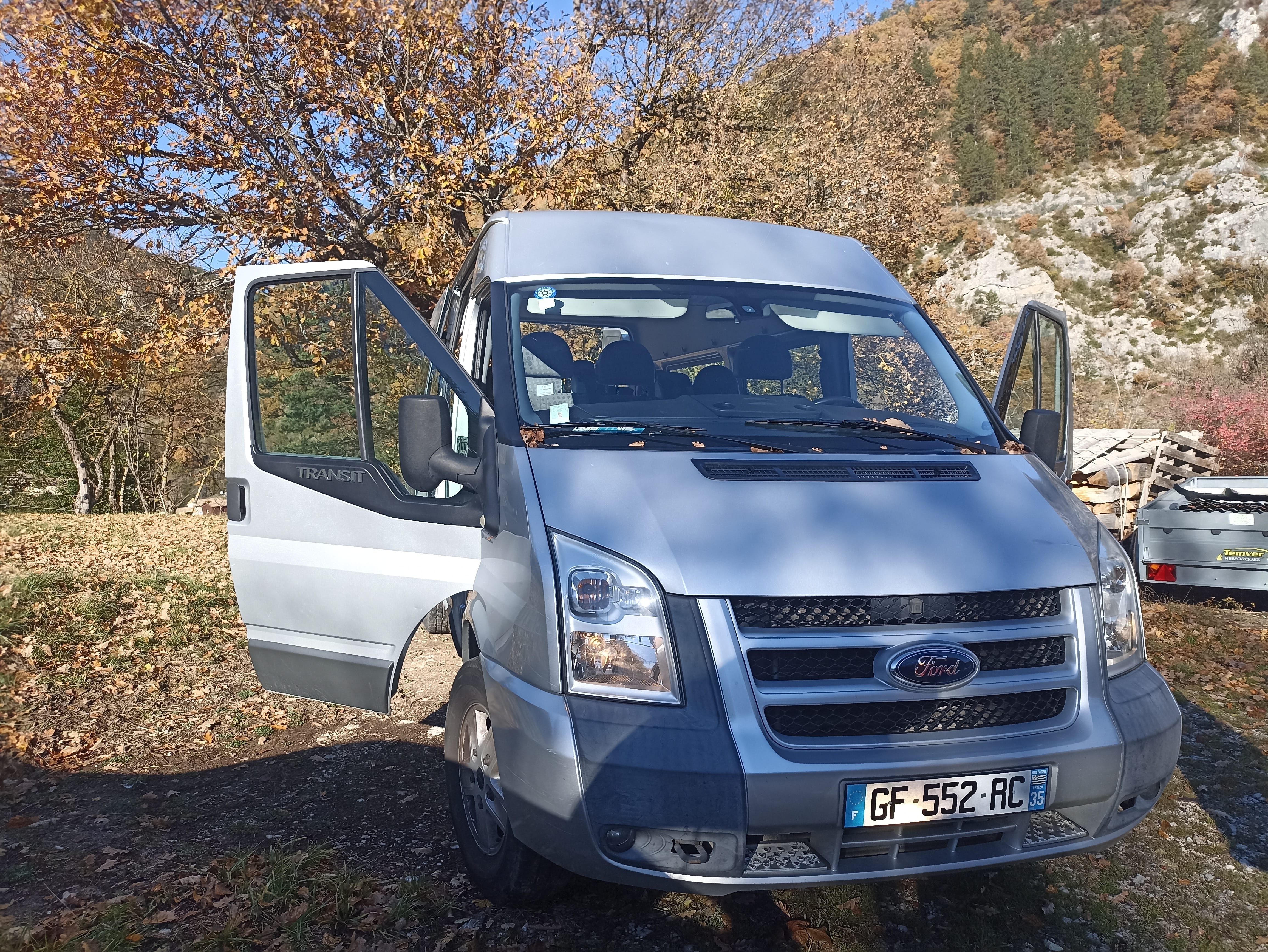Ford Transit 350 avec Climatisation