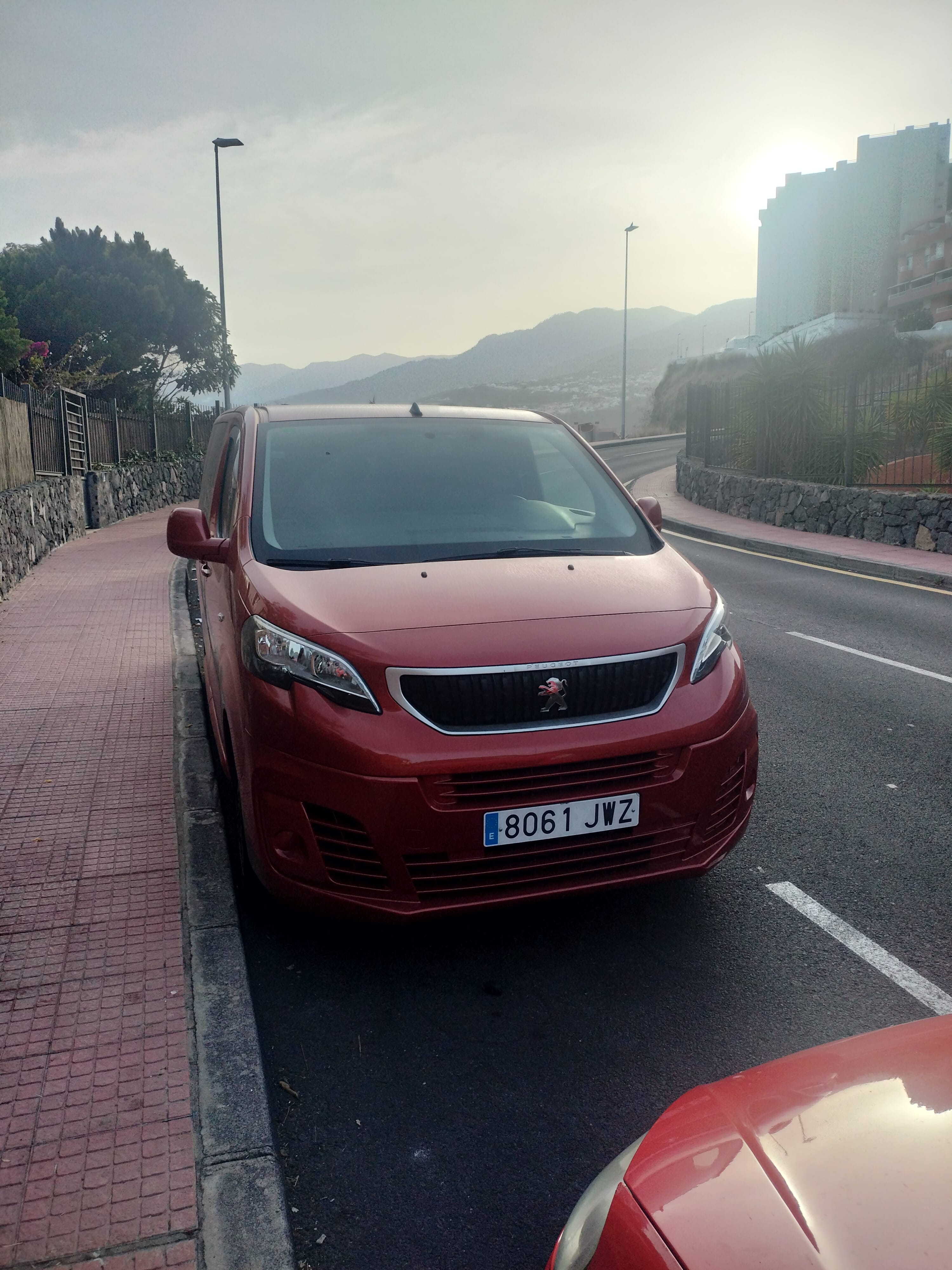 Peugeot Traveller, 2017, Diesel, 8 plazas