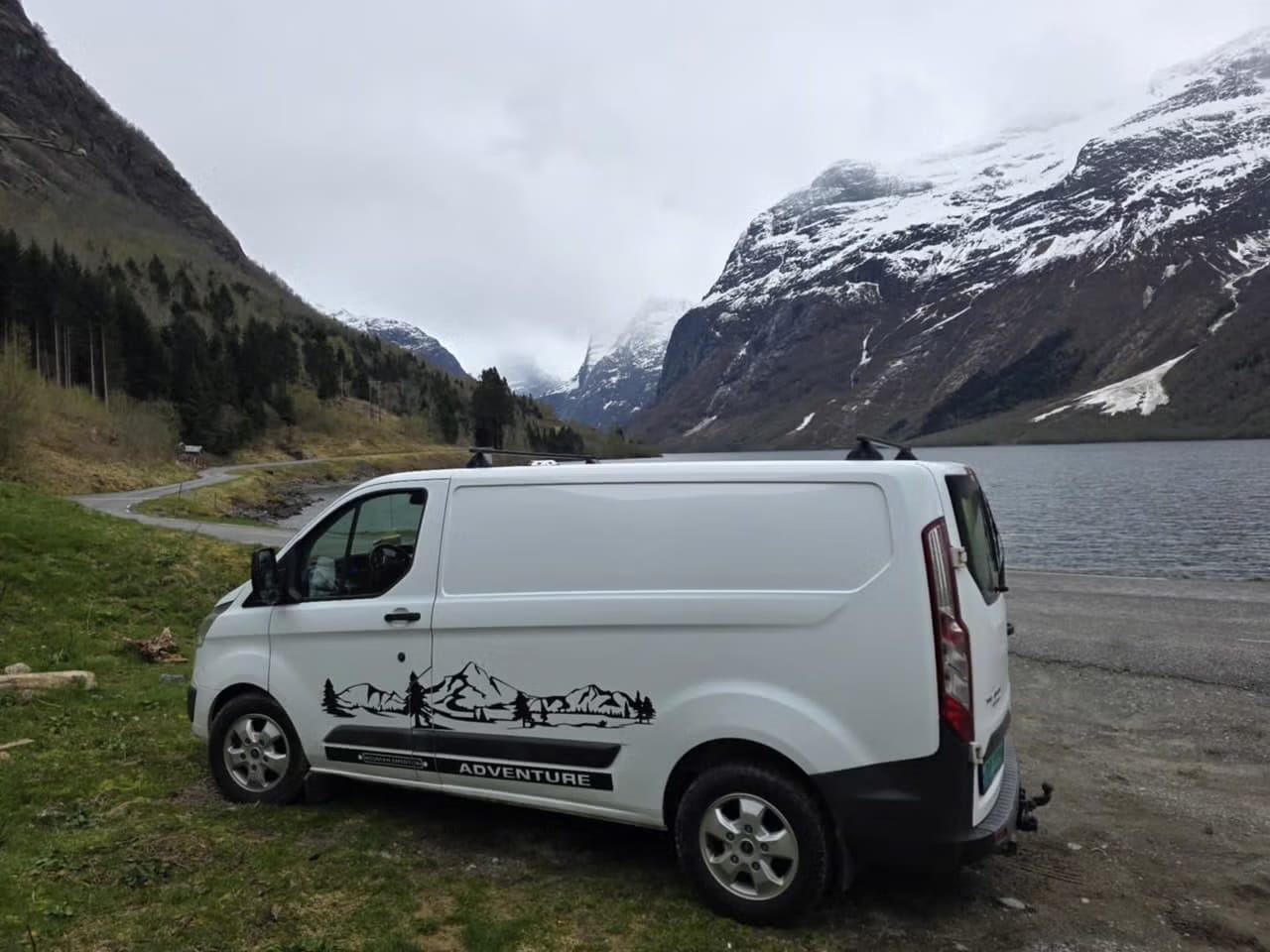Ford Transit Camper med Aircondition