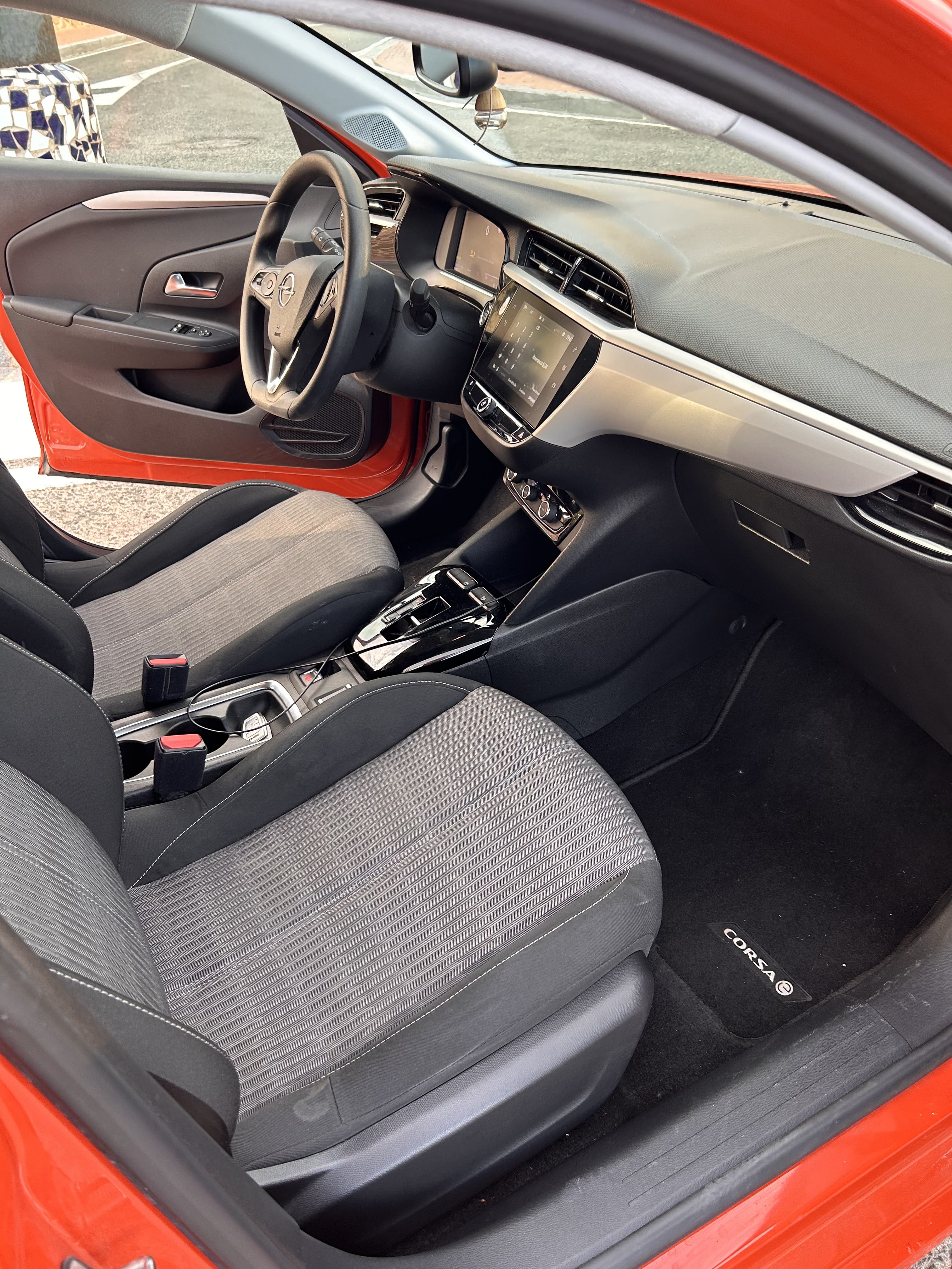 Opel Corsa-E con Audio Bluetooth