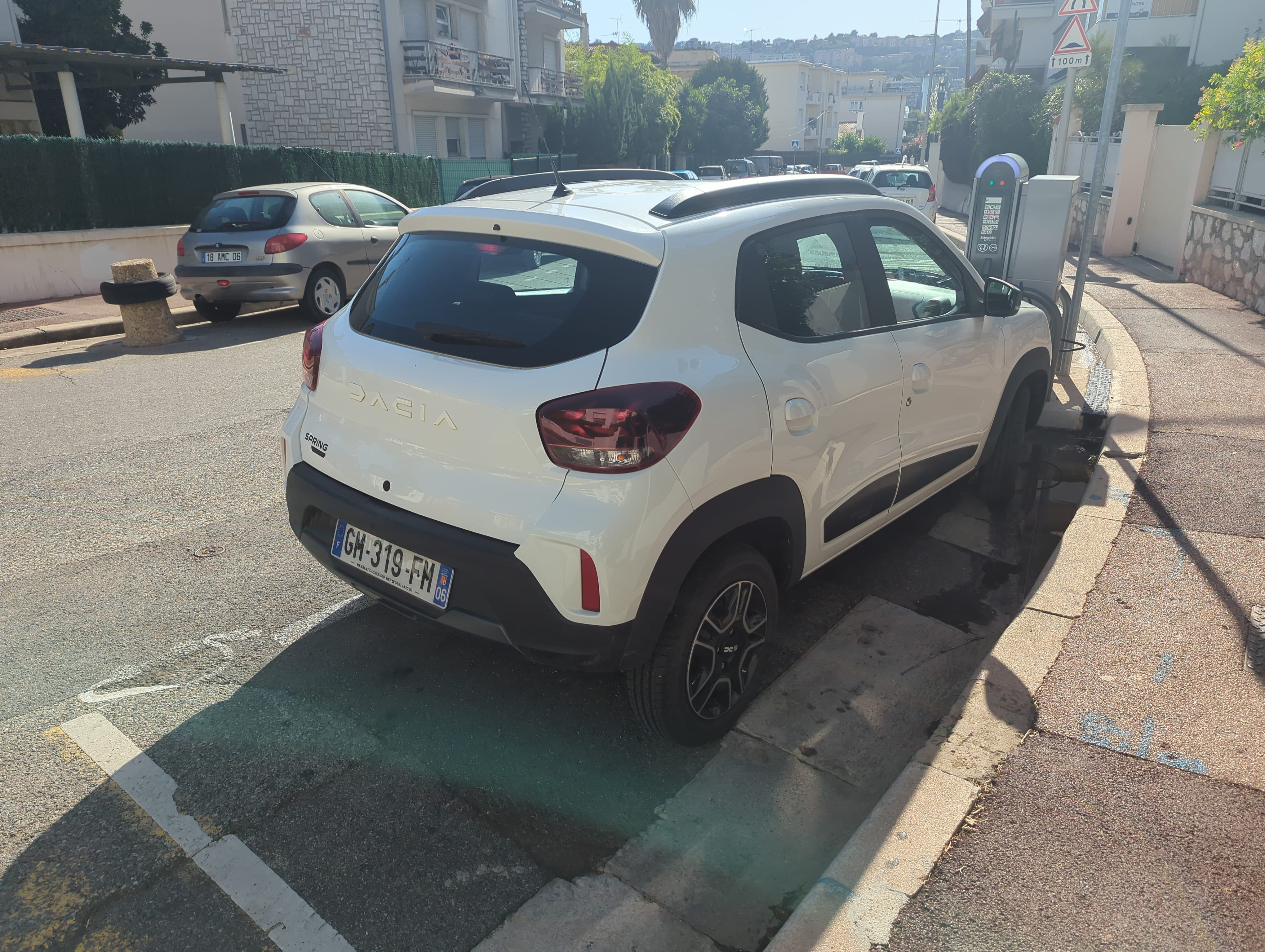 Dacia Spring mit Apple CarPlay