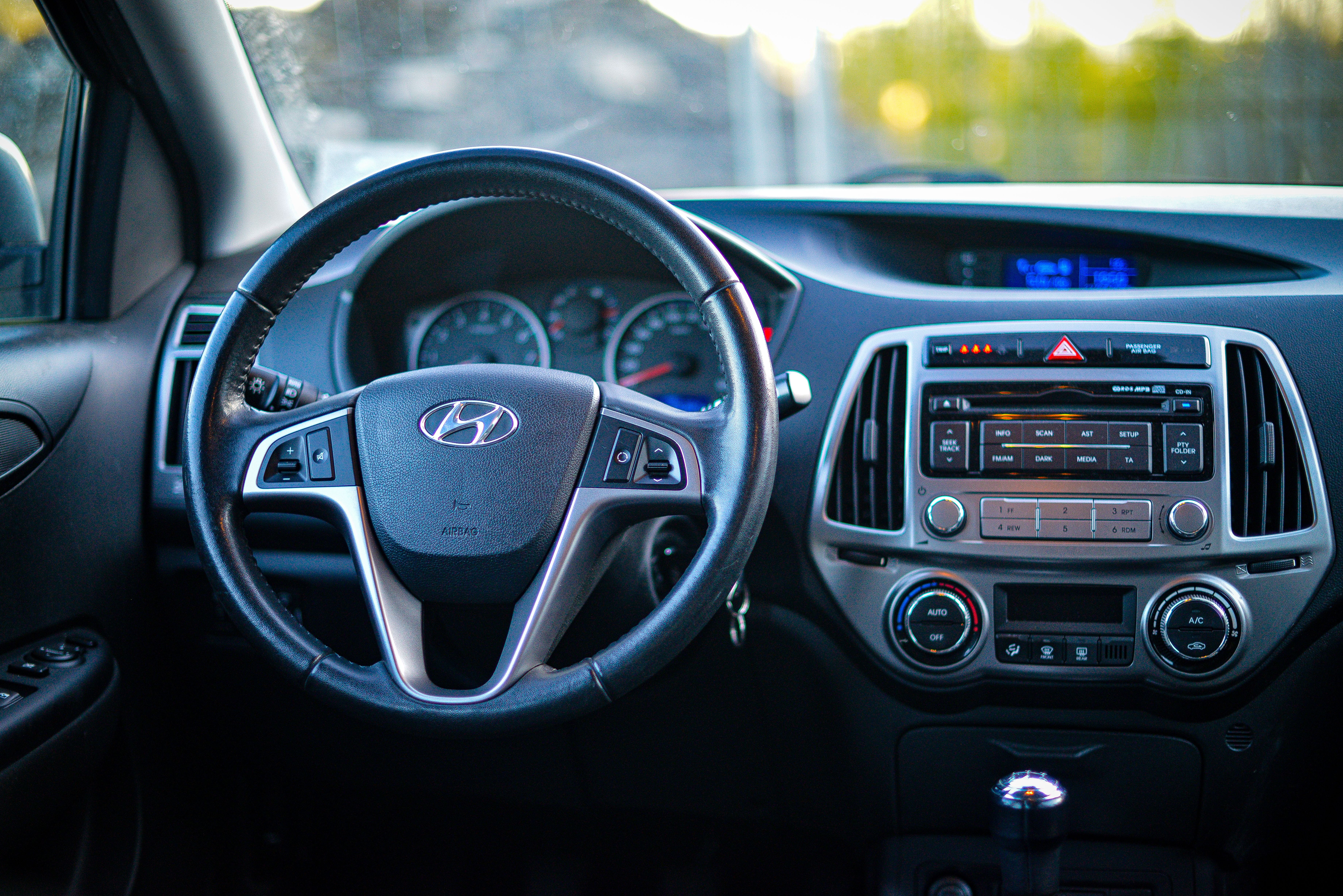 Hyundai i20 with Car radio