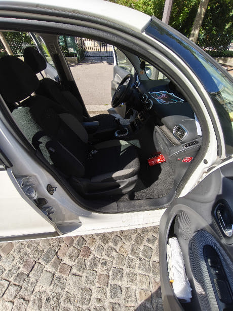 Citroen C3 Picasso mit Kindersitz