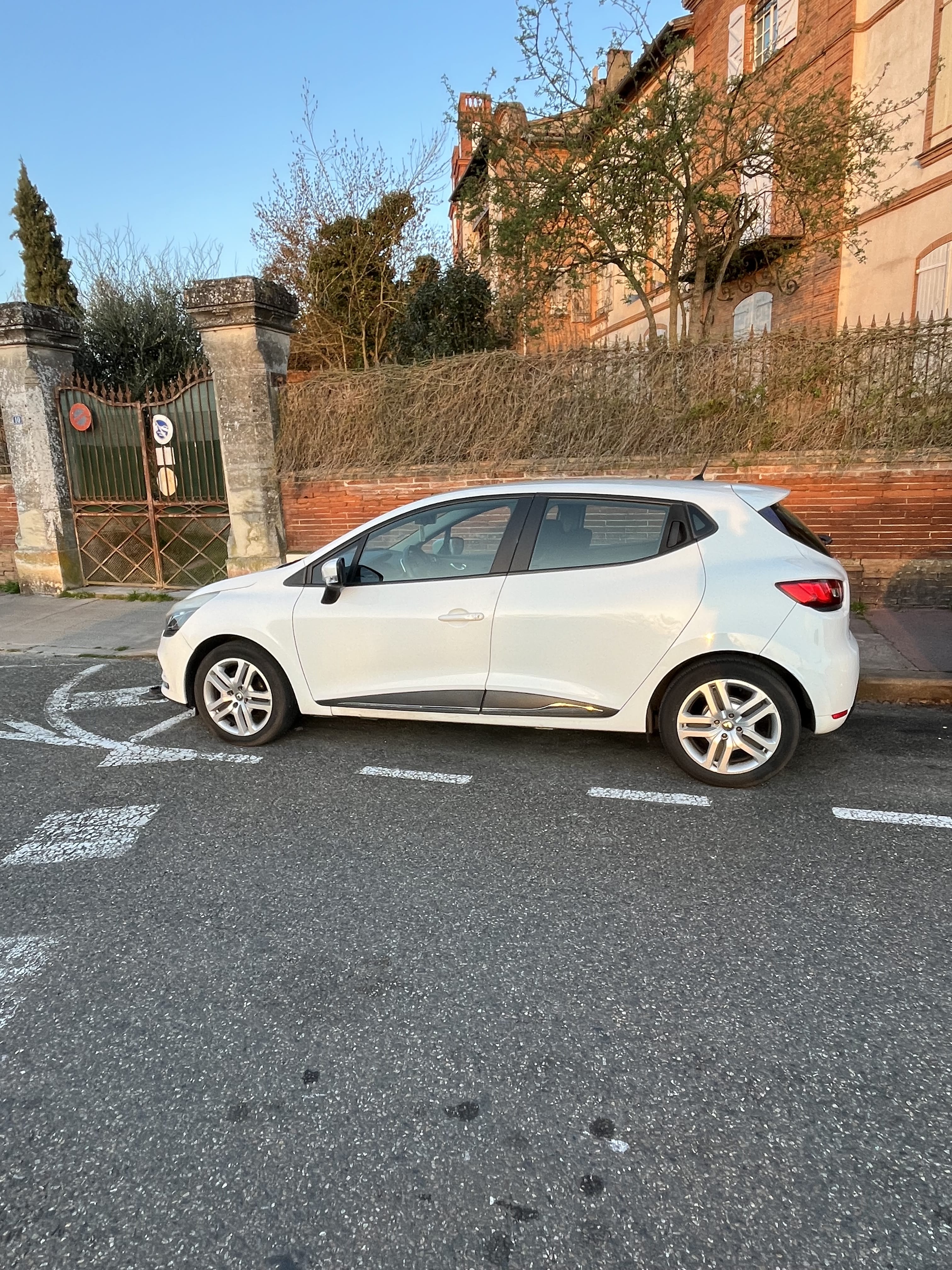 Renault Clio avec Climatisation