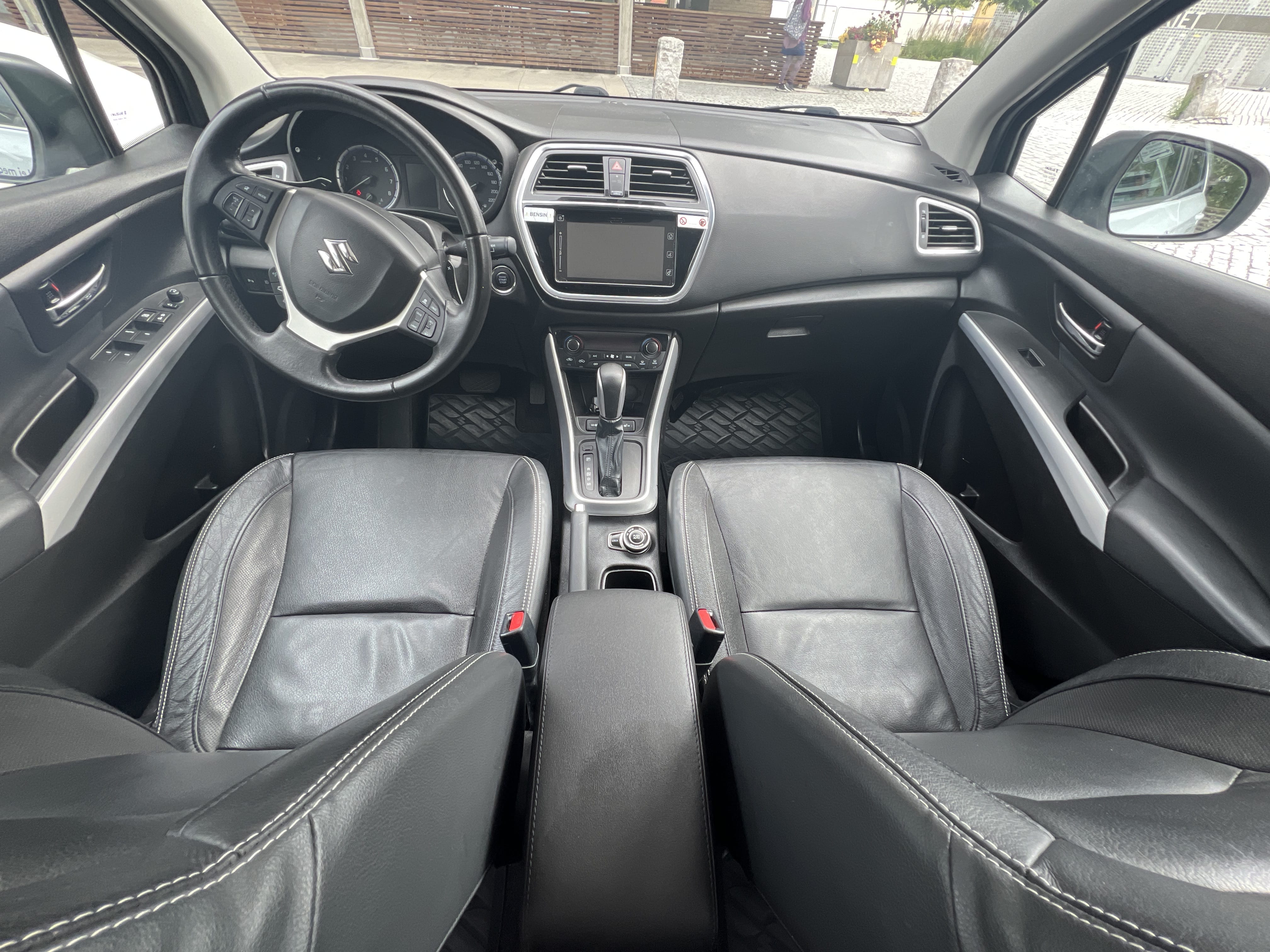 Suzuki SX4 S-Cross med Cruisekontroll