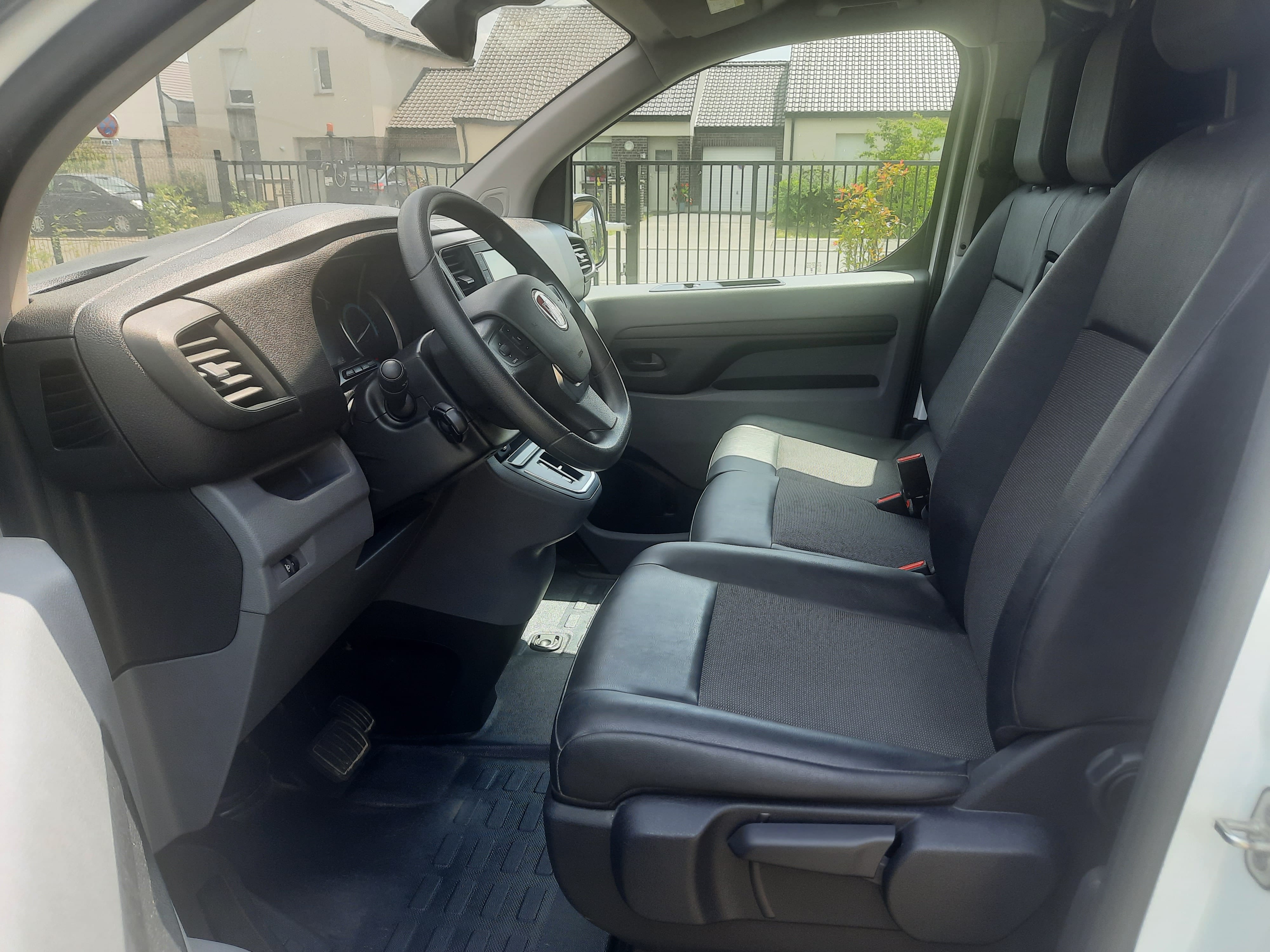 Fiat Scudo avec Siège bébé