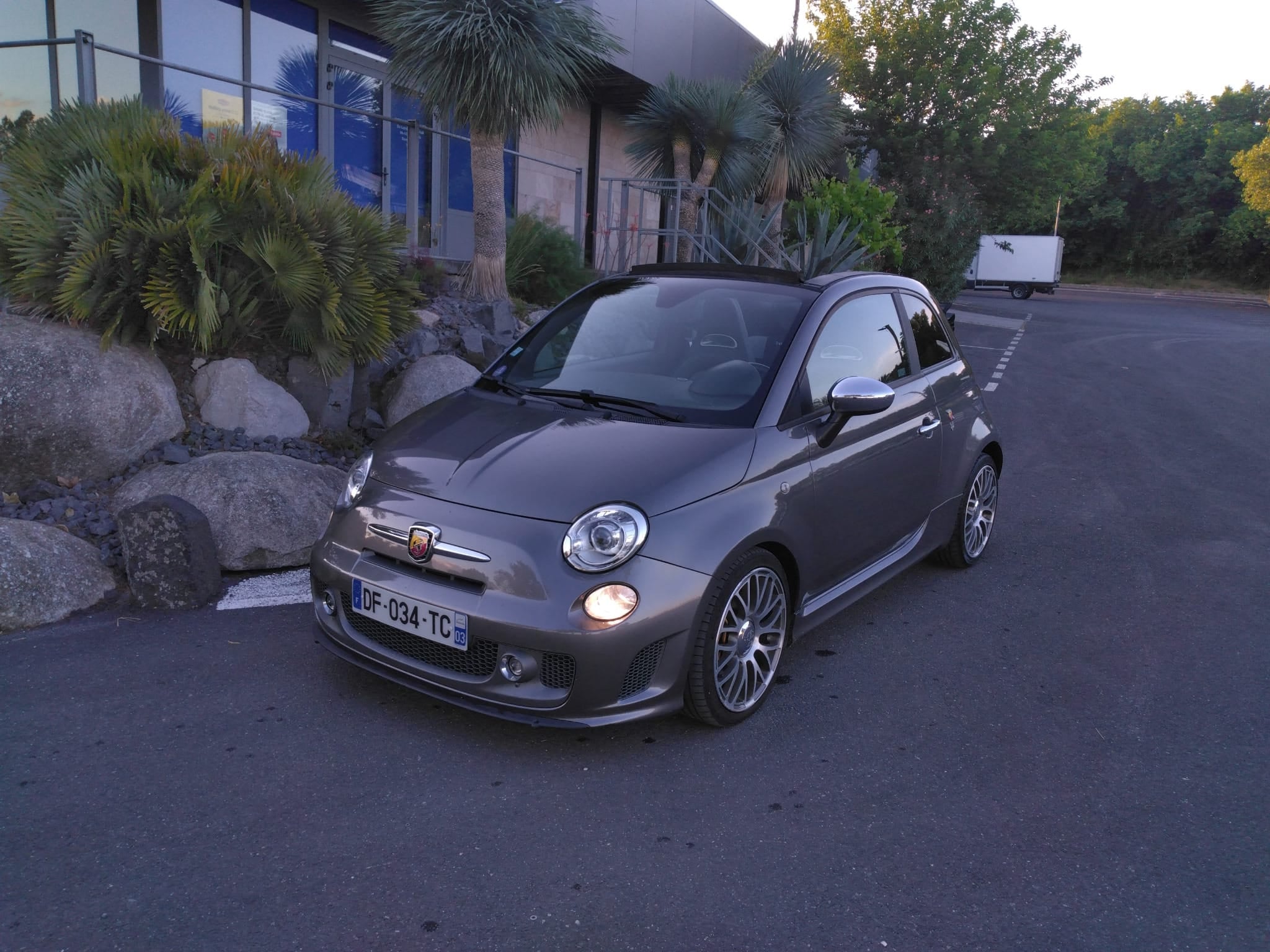 Abarth 500C, 2014, Essence 95, automatique