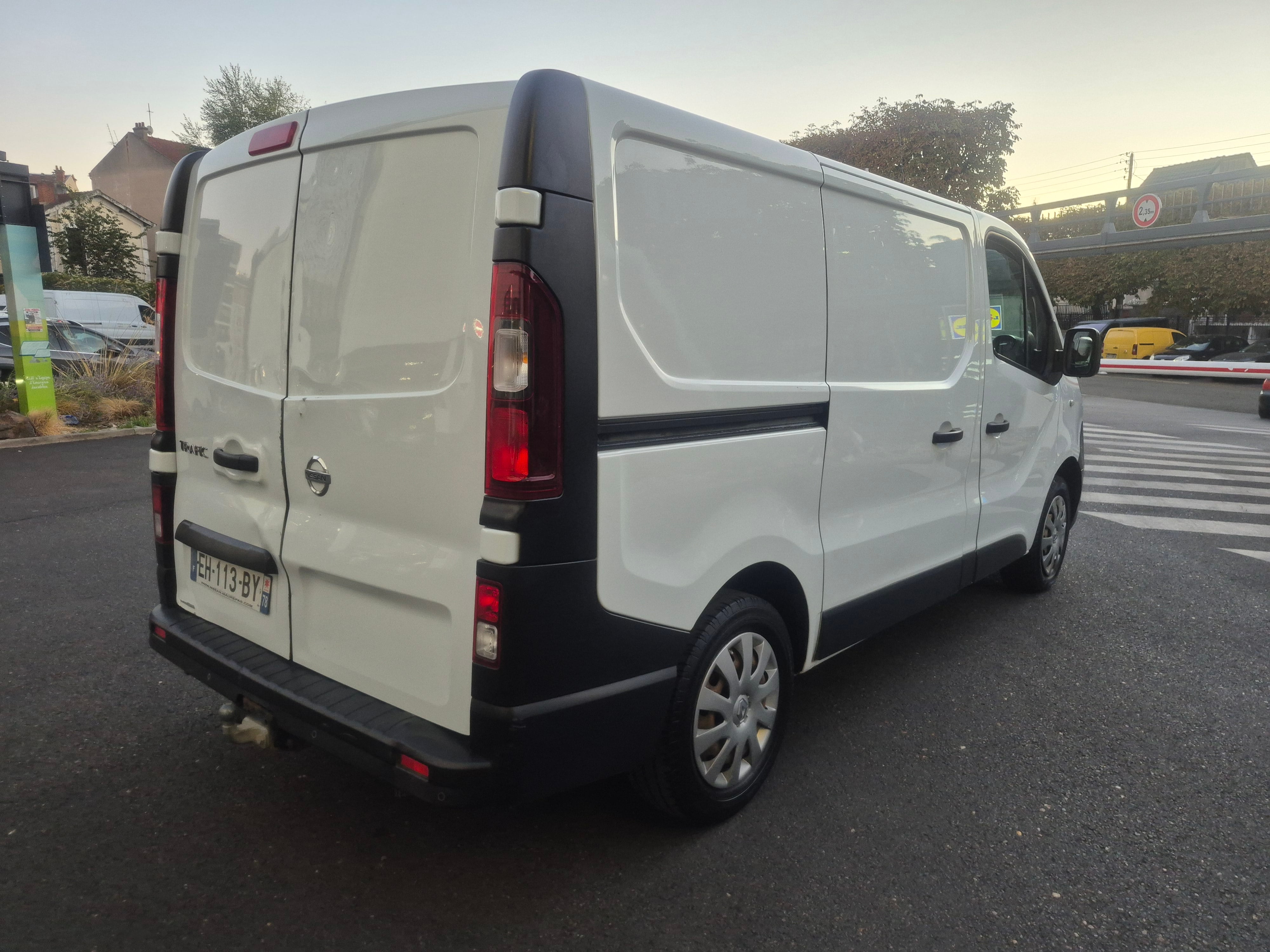 Nissan NV300 avec Régulateur de vitesse