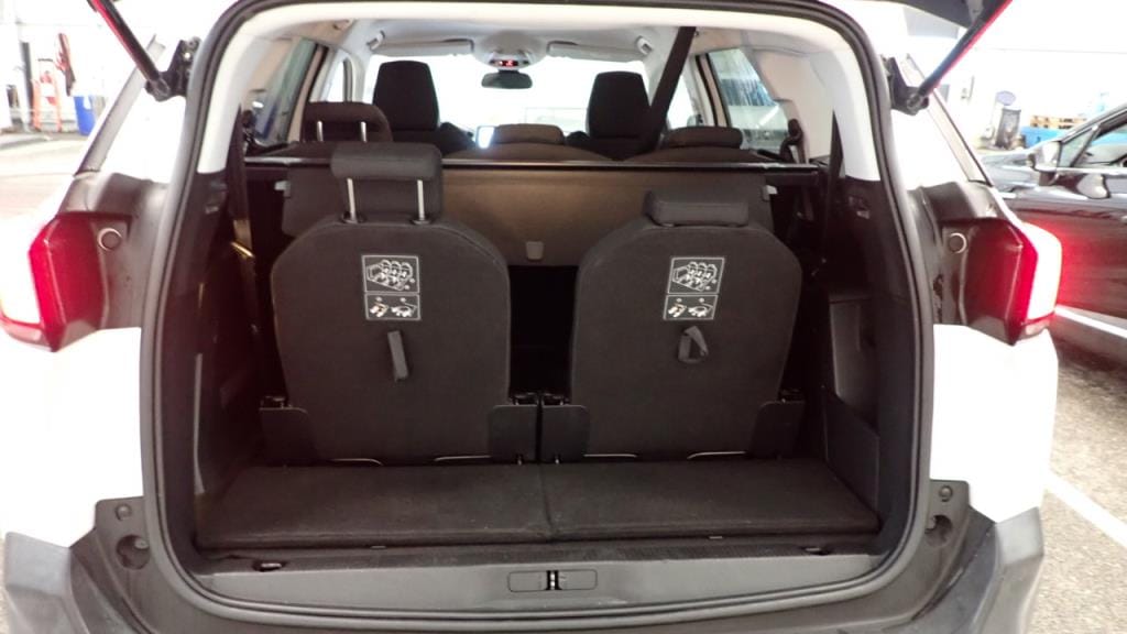 Peugeot 5008 130 ch 1.2 l Essence avec Régulateur de vitesse