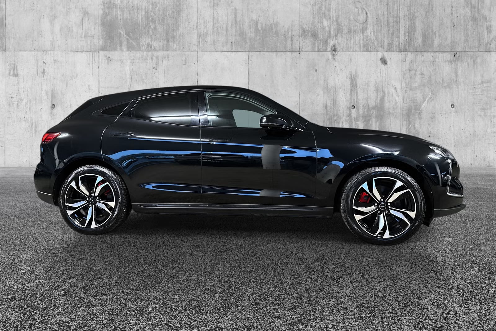 Seres Seres 5 Premium 4WD med Aircondition