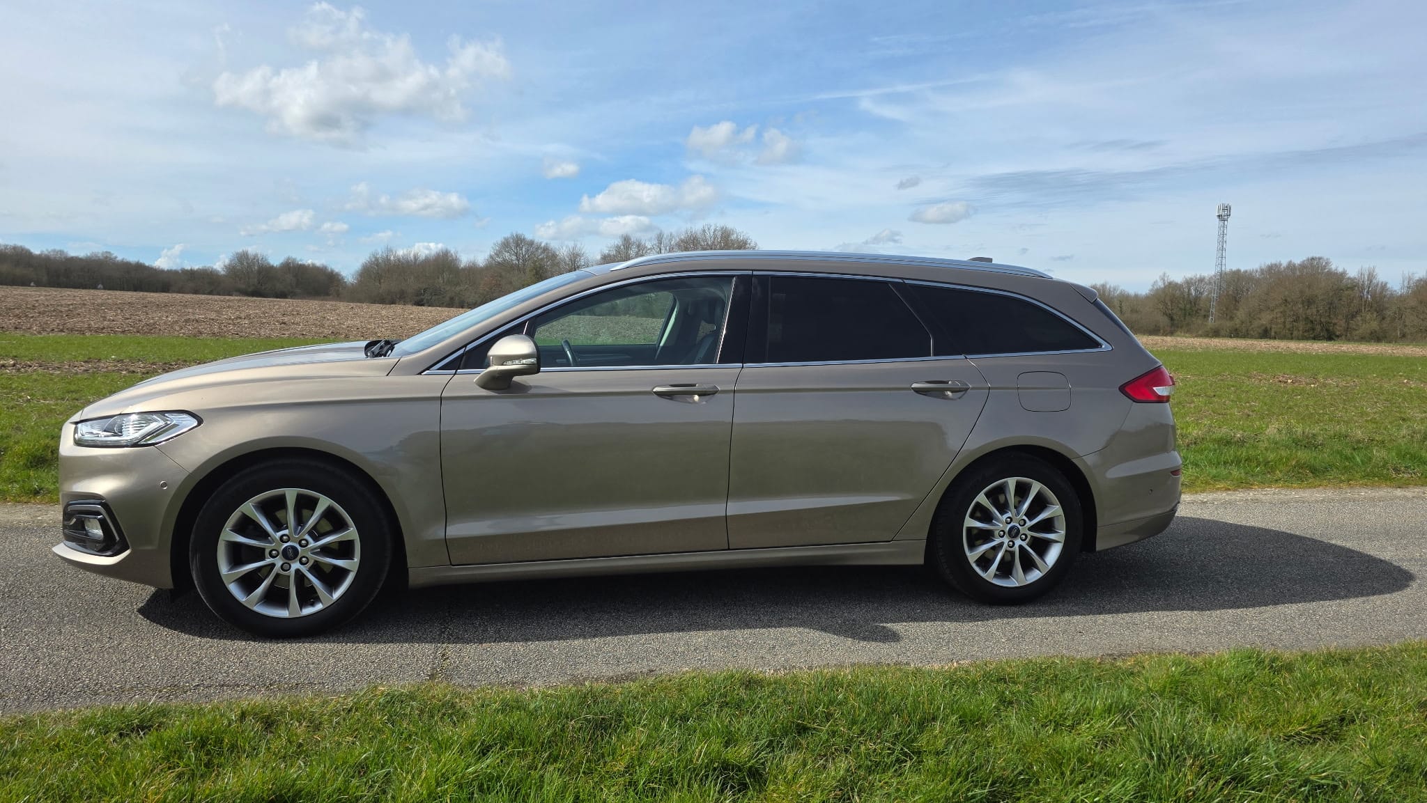 Ford Mondeo SW Business avec Climatisation
