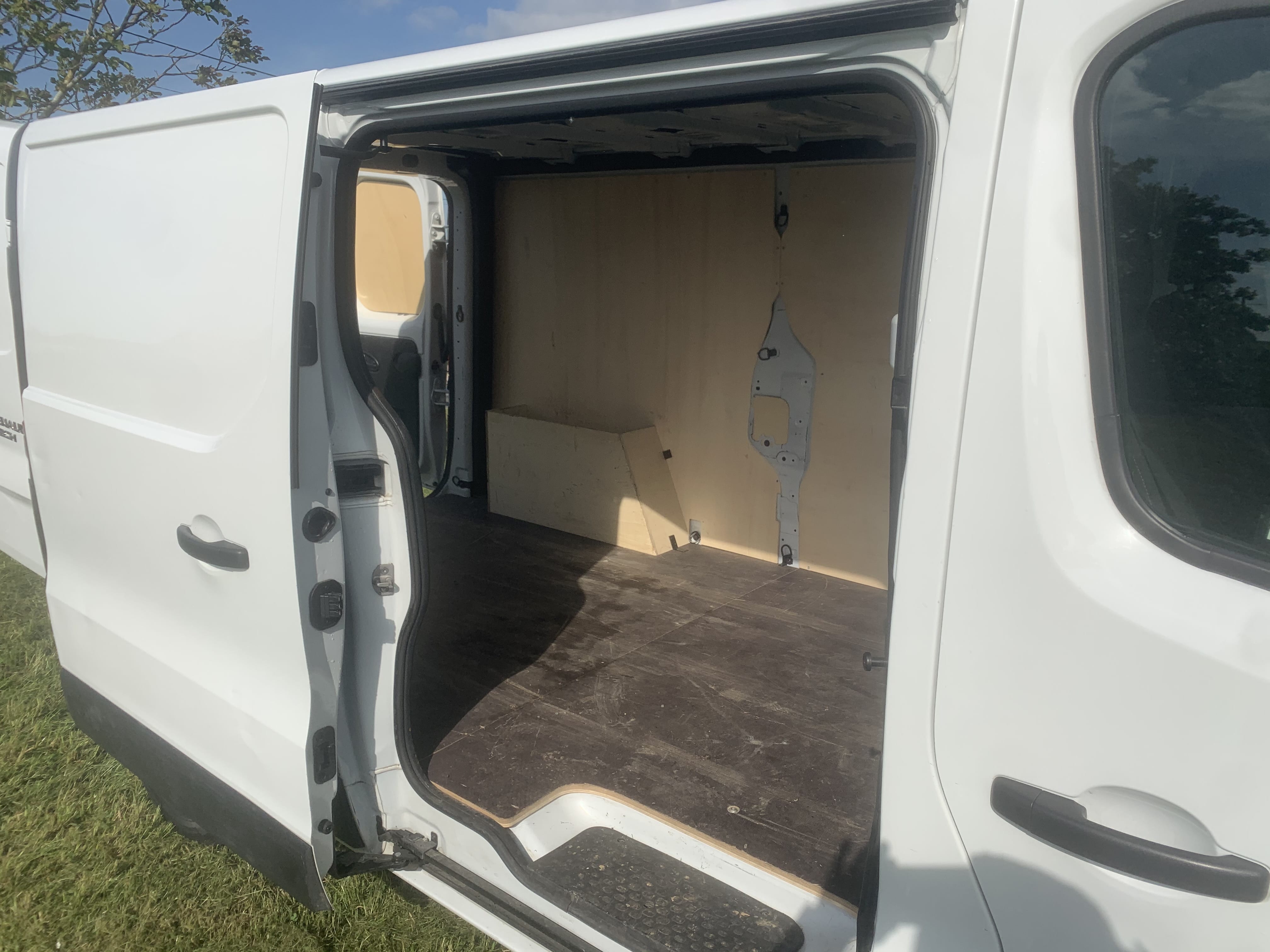 Renault Trafic Utilitaire avec Attelage