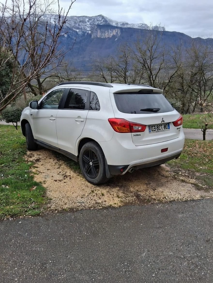 Mitsubishi ASX avec GPS