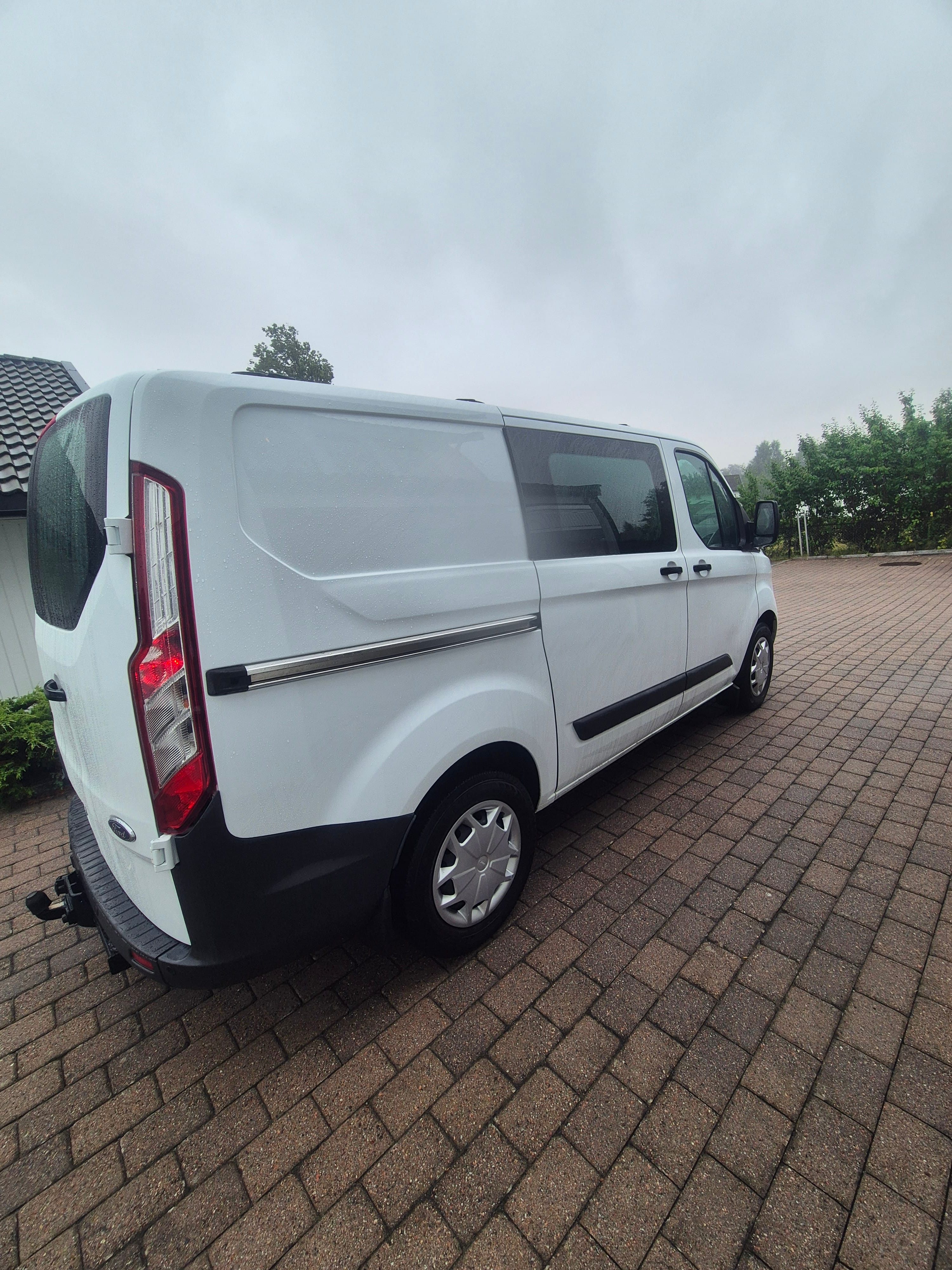 Ford Transit Custom Varebil med Ryggekamera