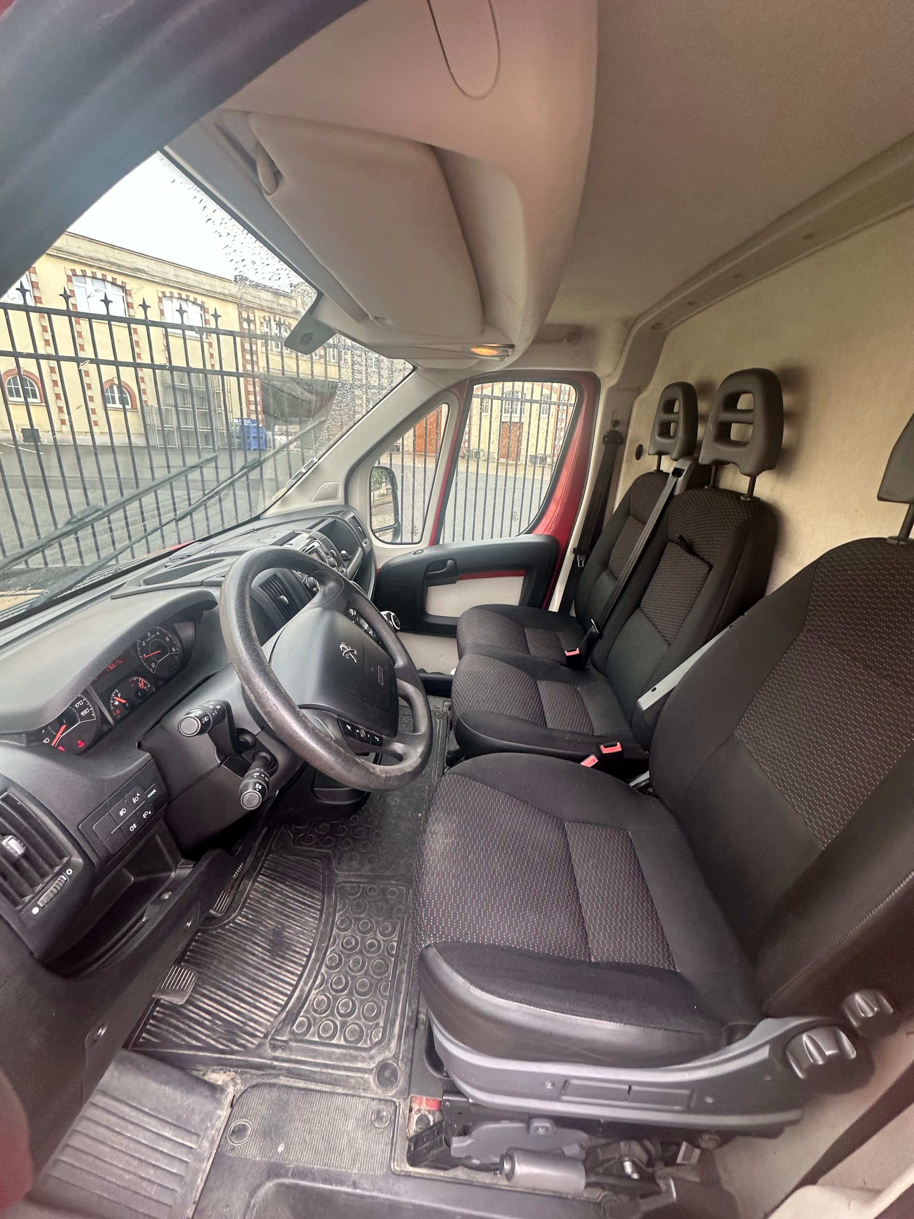 Peugeot Boxer avec Climatisation