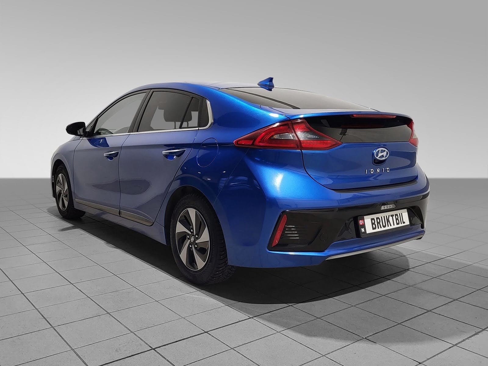 Hyundai Ioniq Hybrid med Aircondition
