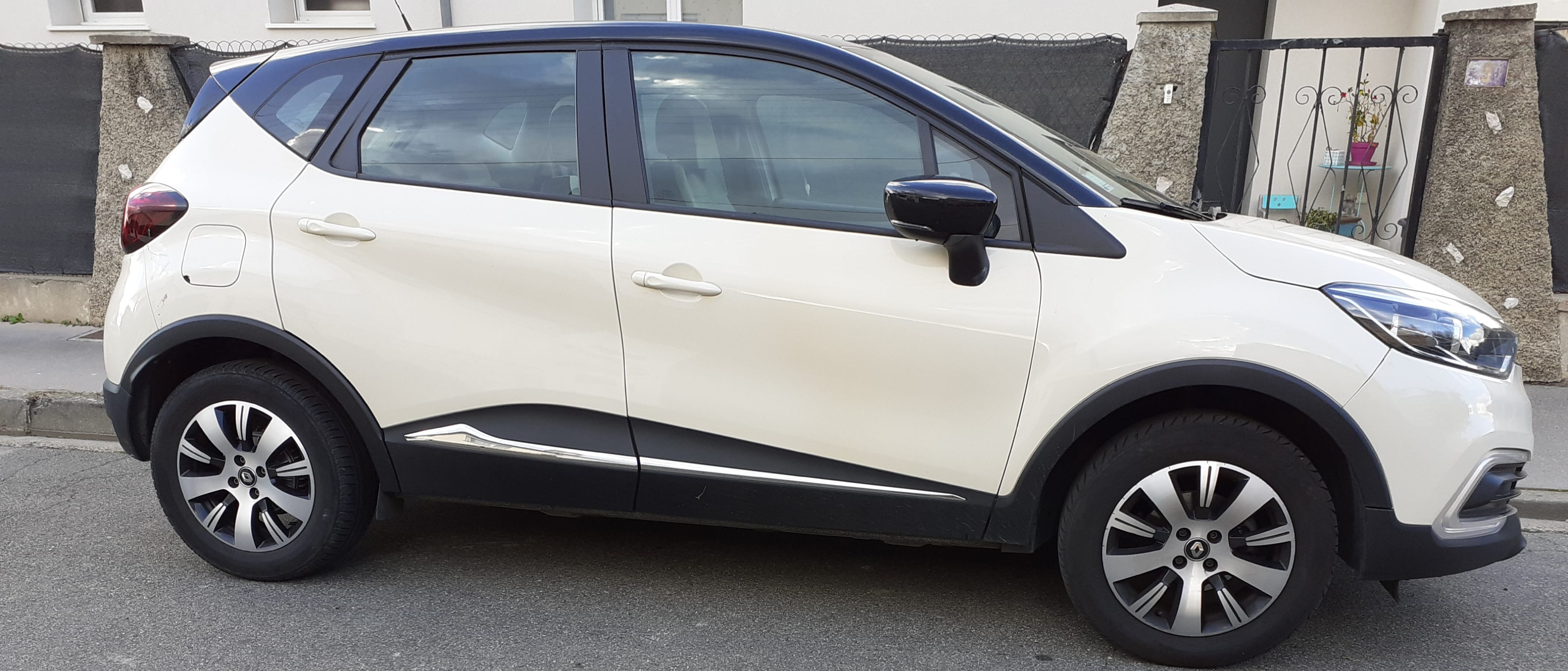 Renault Captur - Proche bus L1 avec Climatisation