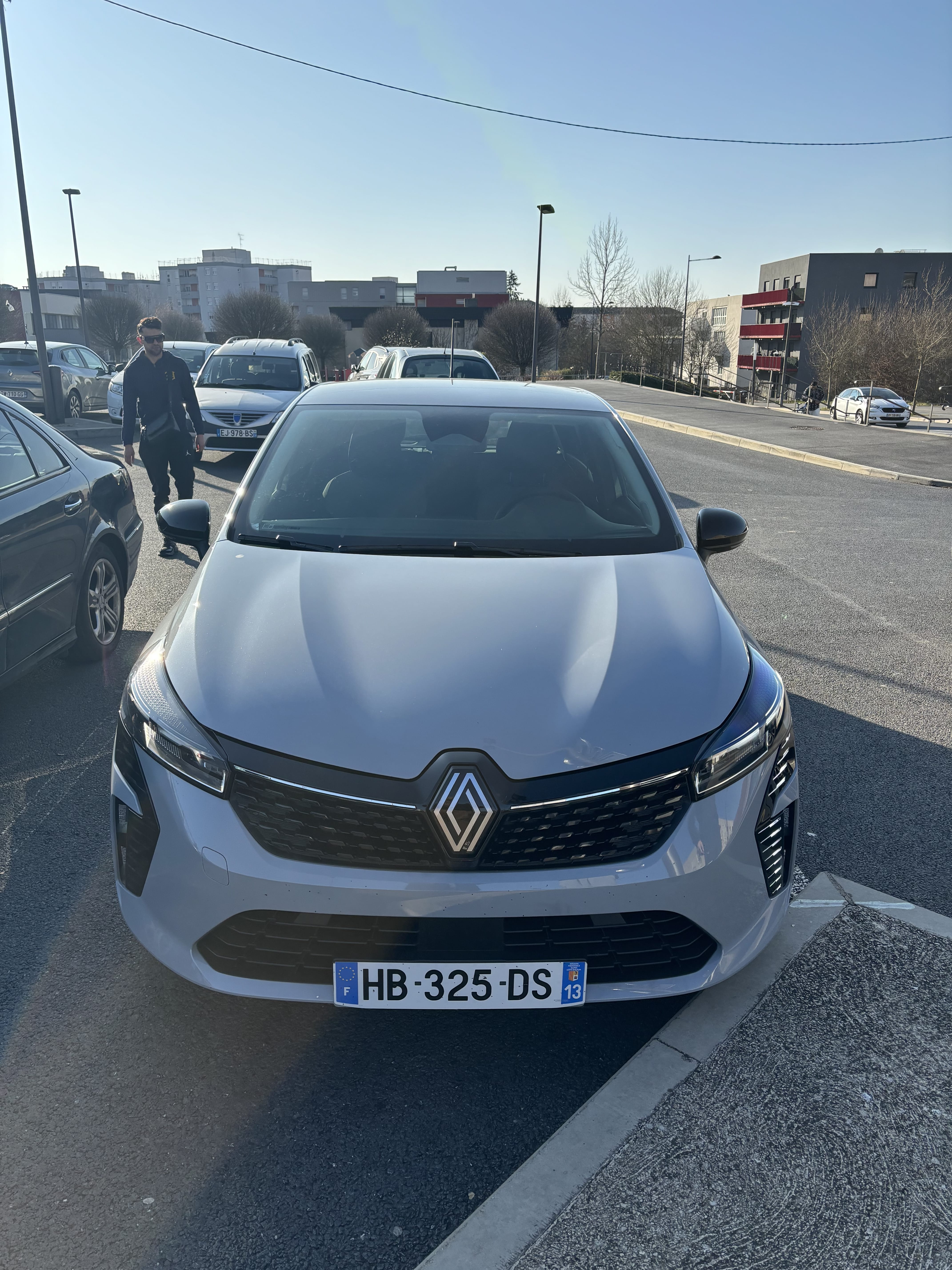 Renault Clio, 2024, Essence 98