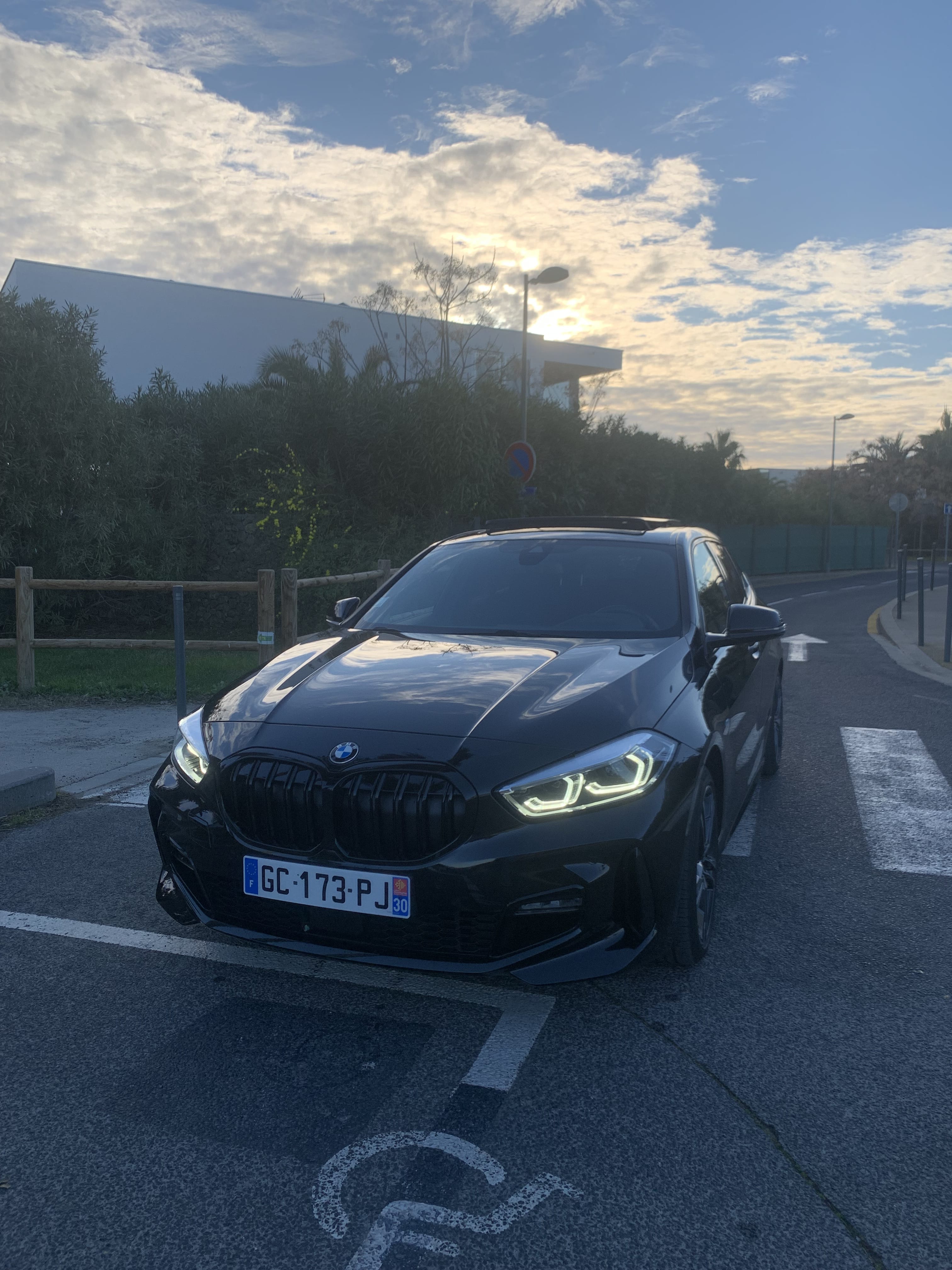 BMW Série 1 avec Entrée audio / iPod